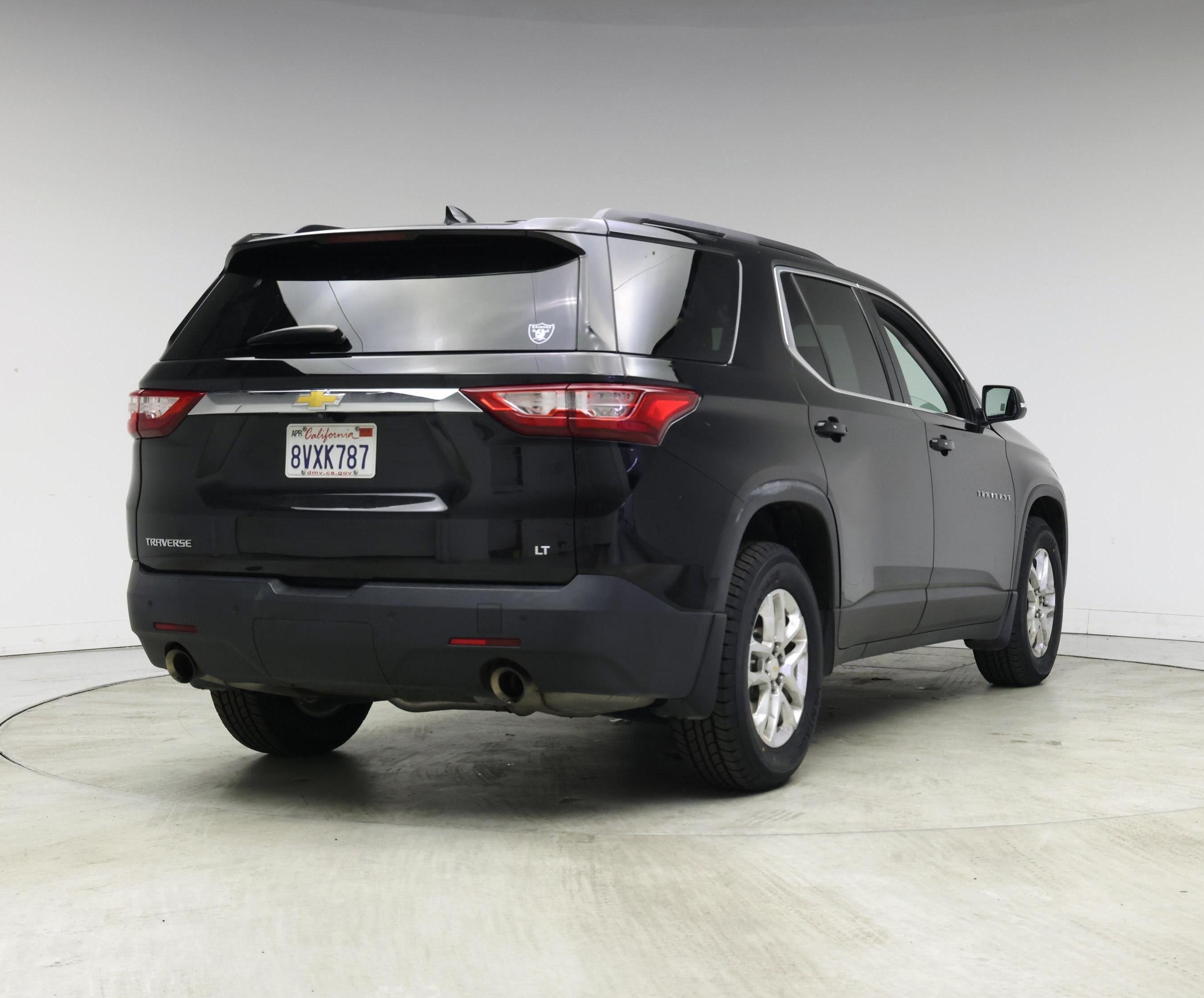 Thumbnail: 2021 Chevrolet Traverse - 8