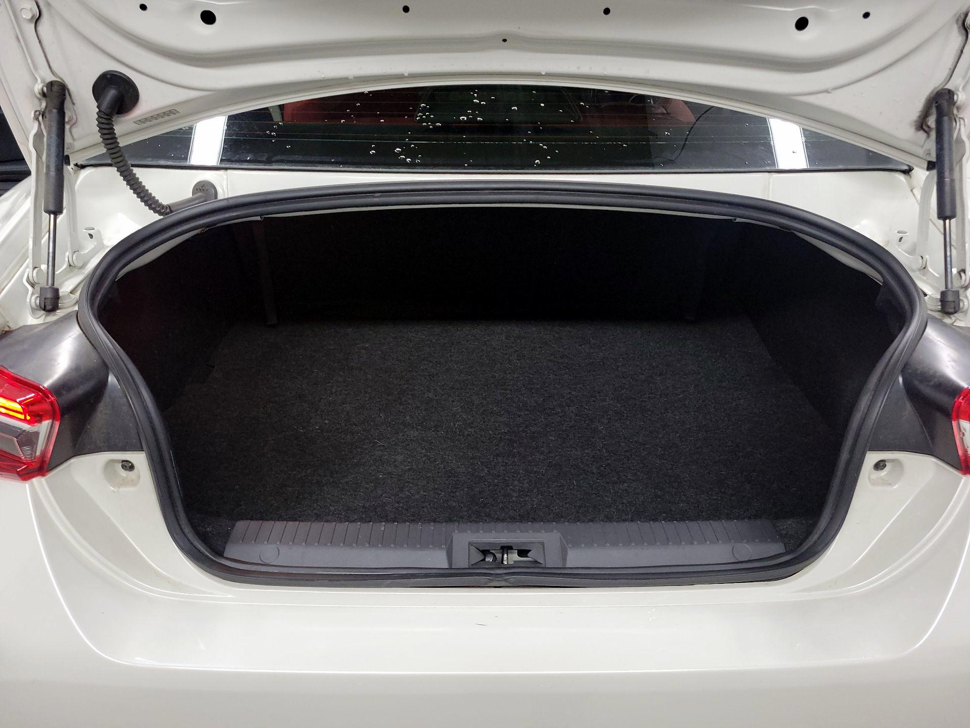 Thumbnail: 2019 Toyota 86 - 18