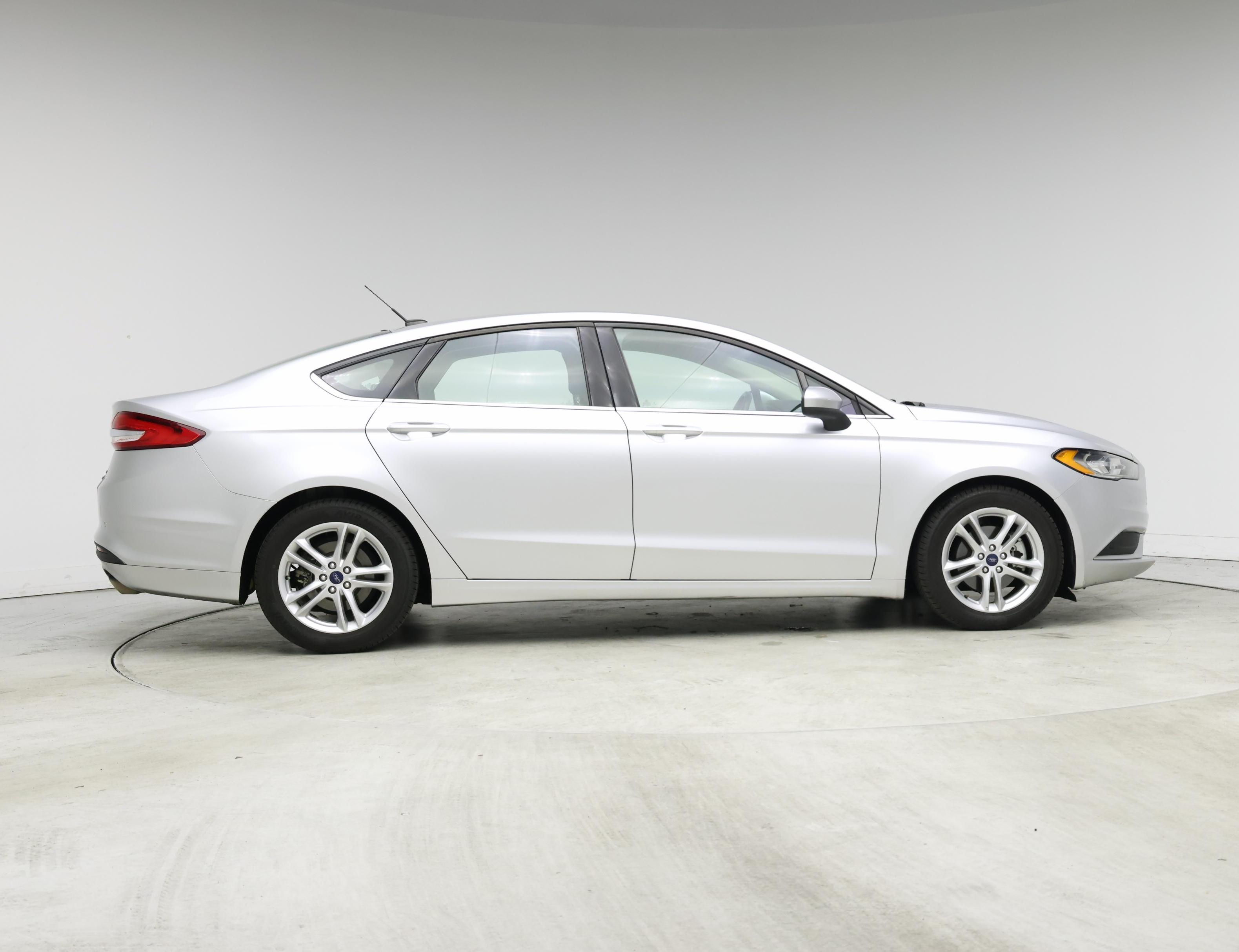 Thumbnail: 2018 Ford Fusion - 7