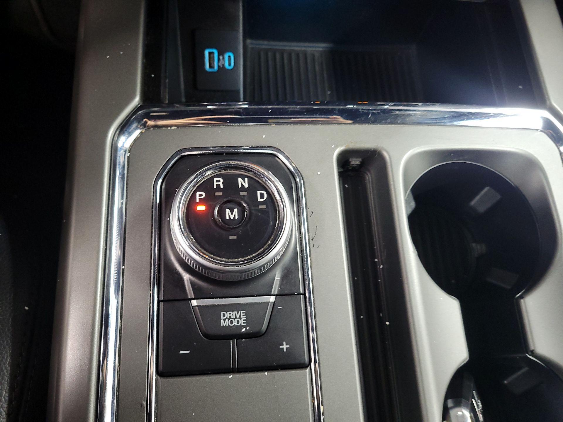 Thumbnail: 2020 Ford Expedition - 17