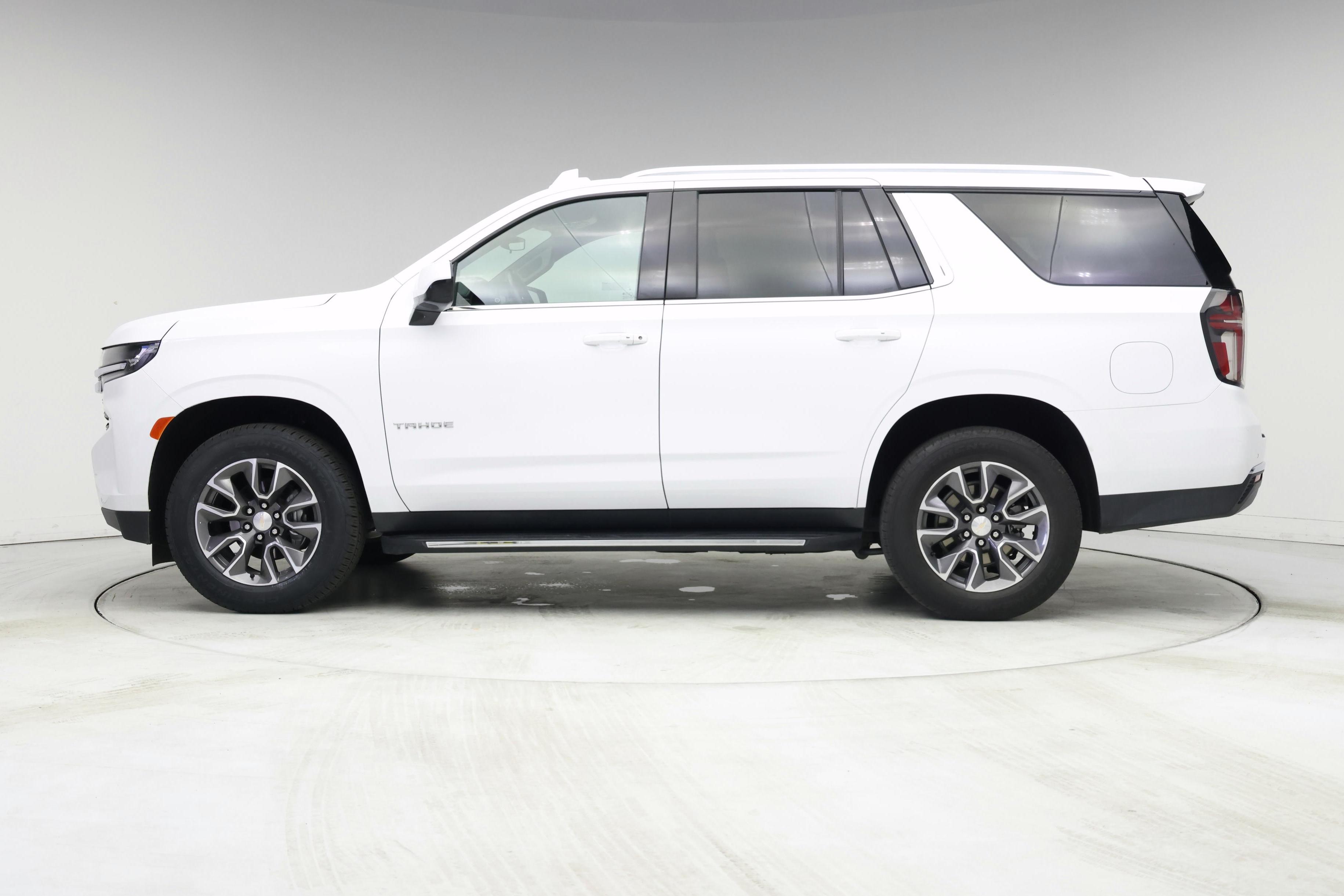 Thumbnail: 2023 Chevrolet Tahoe - 3