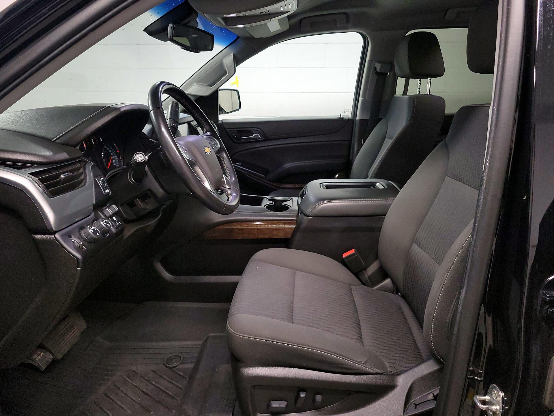 Thumbnail: 2019 Chevrolet Tahoe - 11