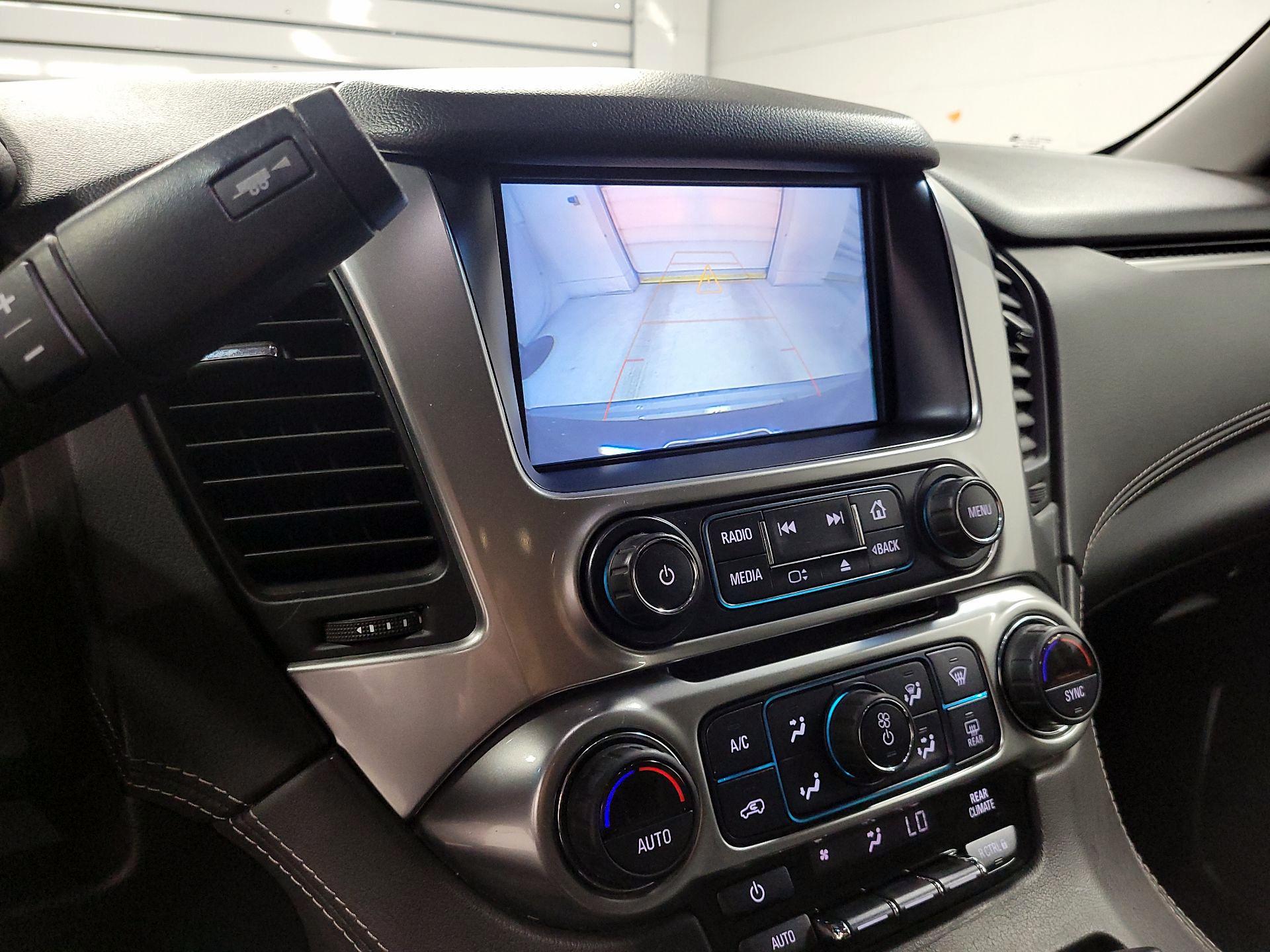 Thumbnail: 2019 Chevrolet Tahoe - 14