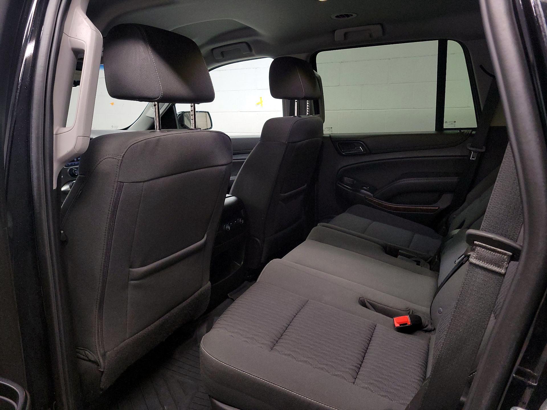 Thumbnail: 2019 Chevrolet Tahoe - 18