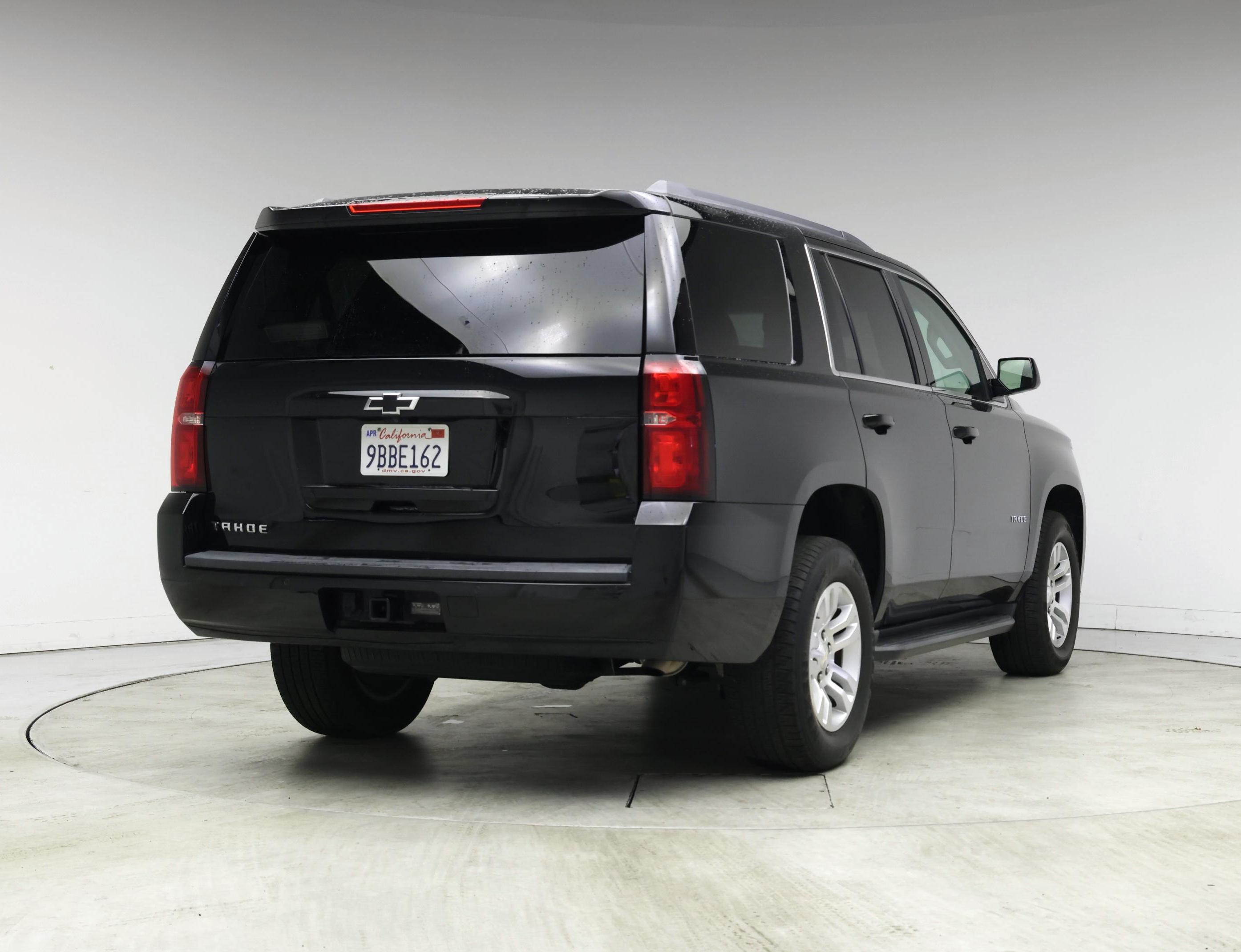 Thumbnail: 2019 Chevrolet Tahoe - 8