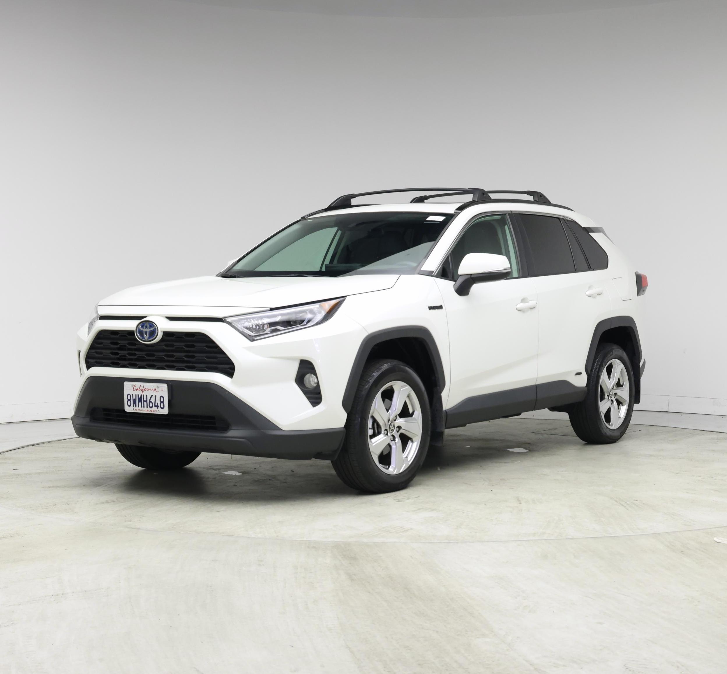 Thumbnail: 2021 Toyota RAV4 - 4