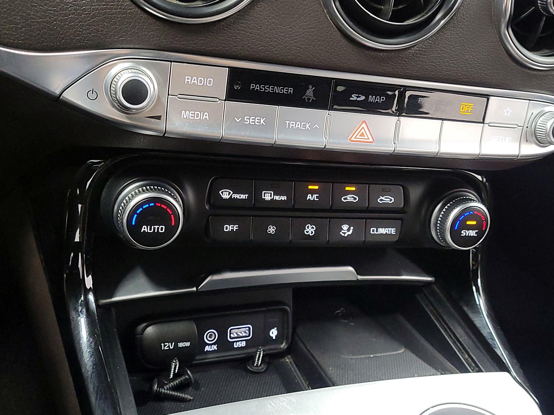 Thumbnail: 2020 Kia Stinger - 15