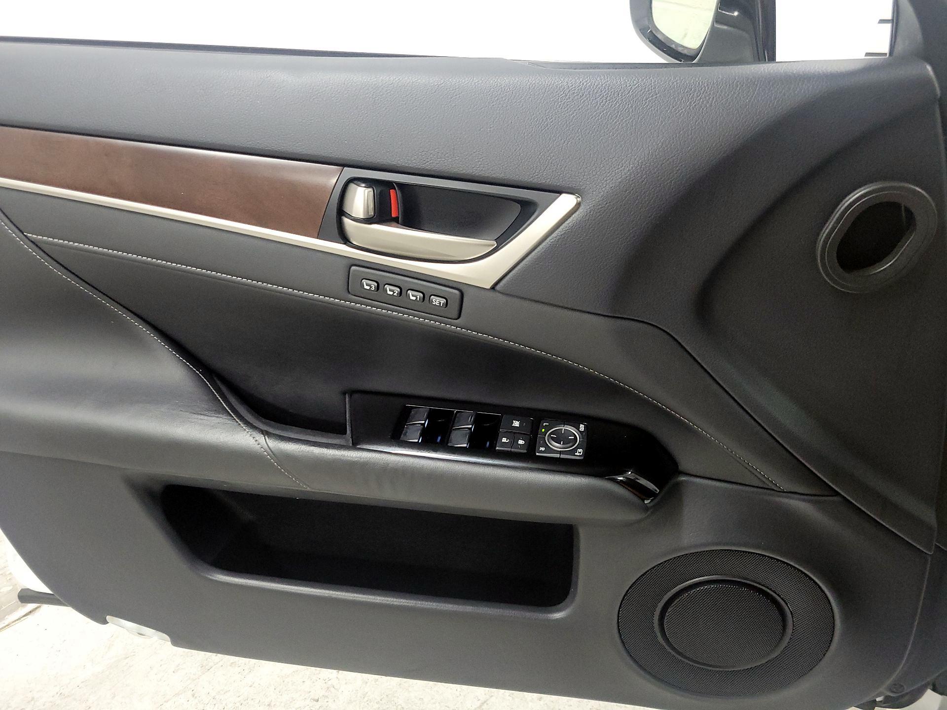 Thumbnail: 2014 Lexus GS - 12