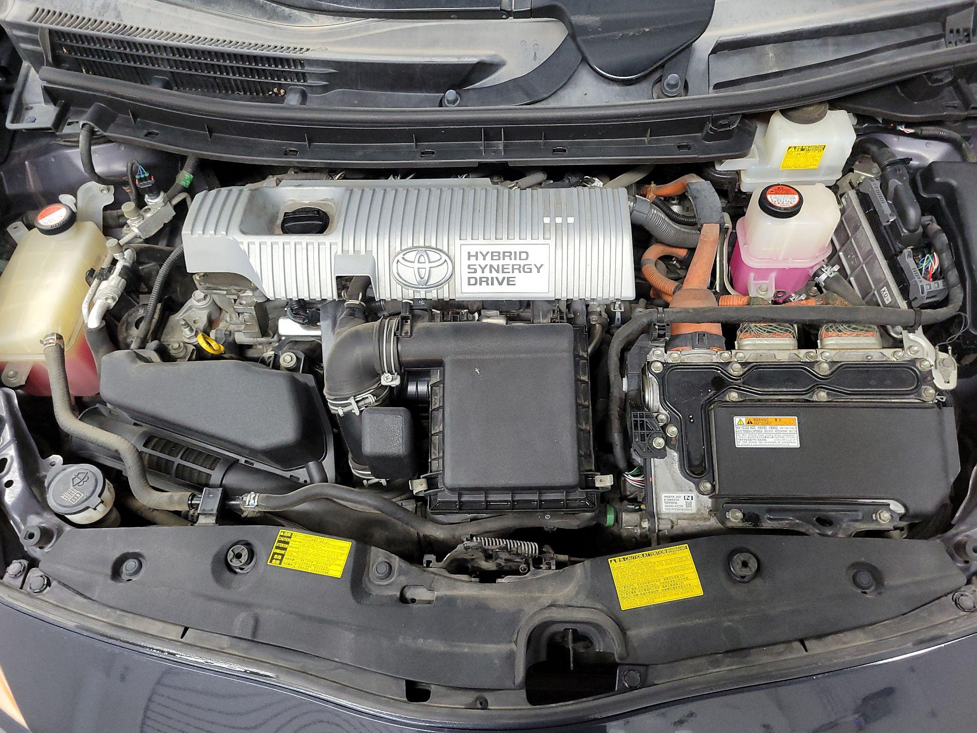 Thumbnail: 2014 Toyota Prius - 19