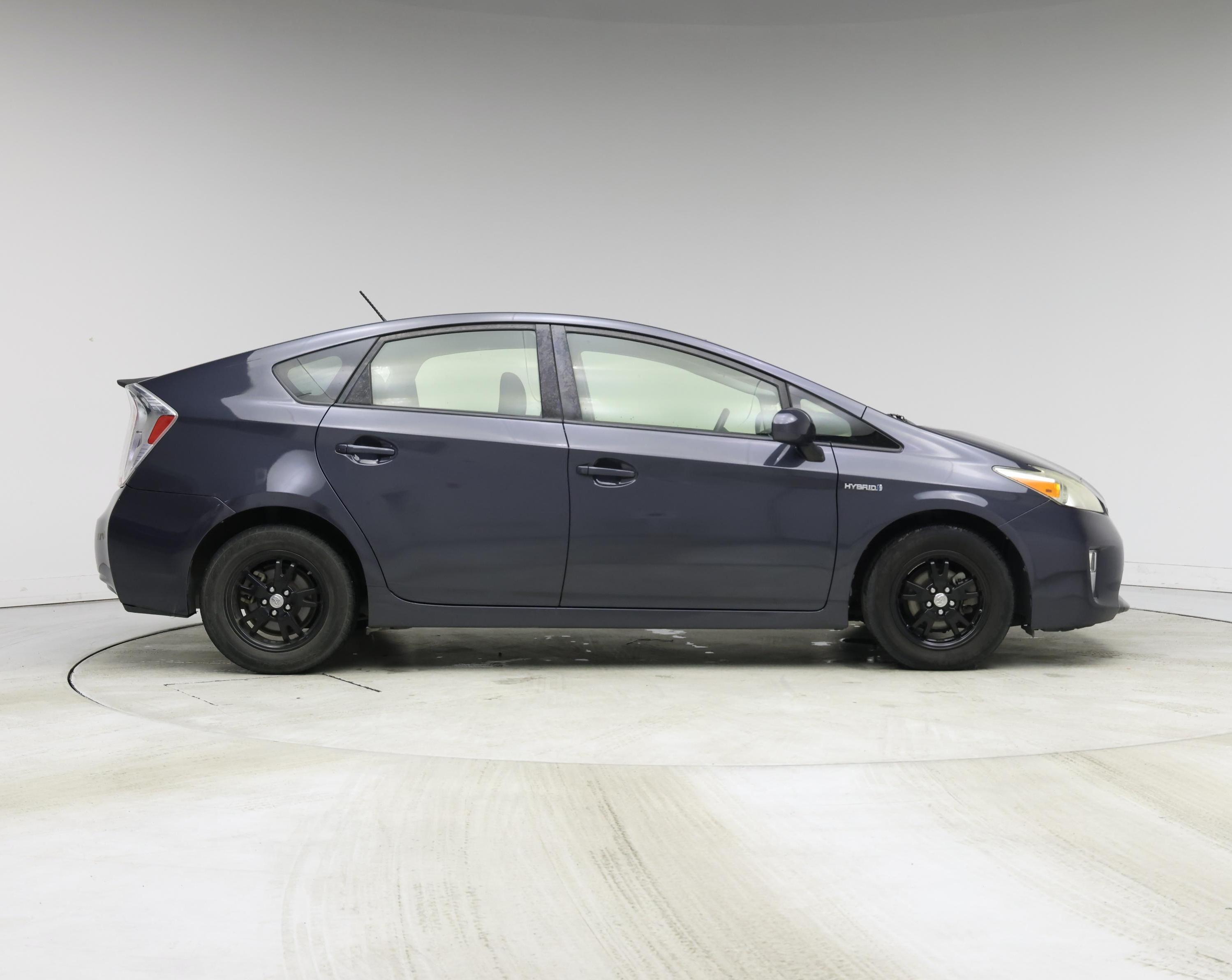 Thumbnail: 2014 Toyota Prius - 7