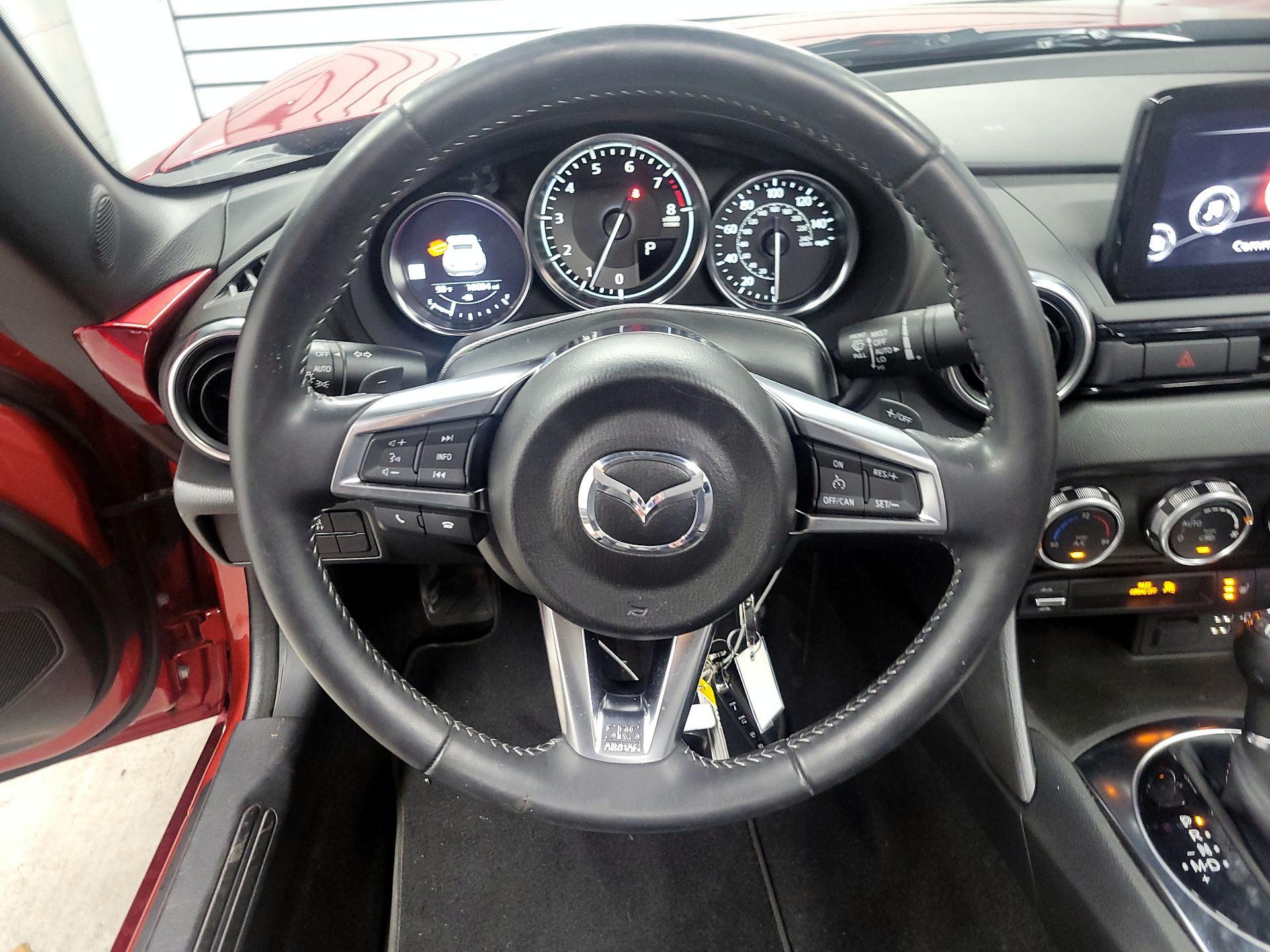 Thumbnail: 2020 Mazda MX-5 Miata - 10