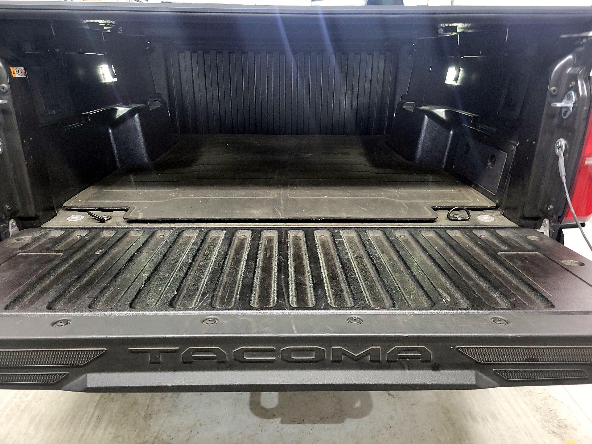 Thumbnail: 2024 Toyota Tacoma - 19