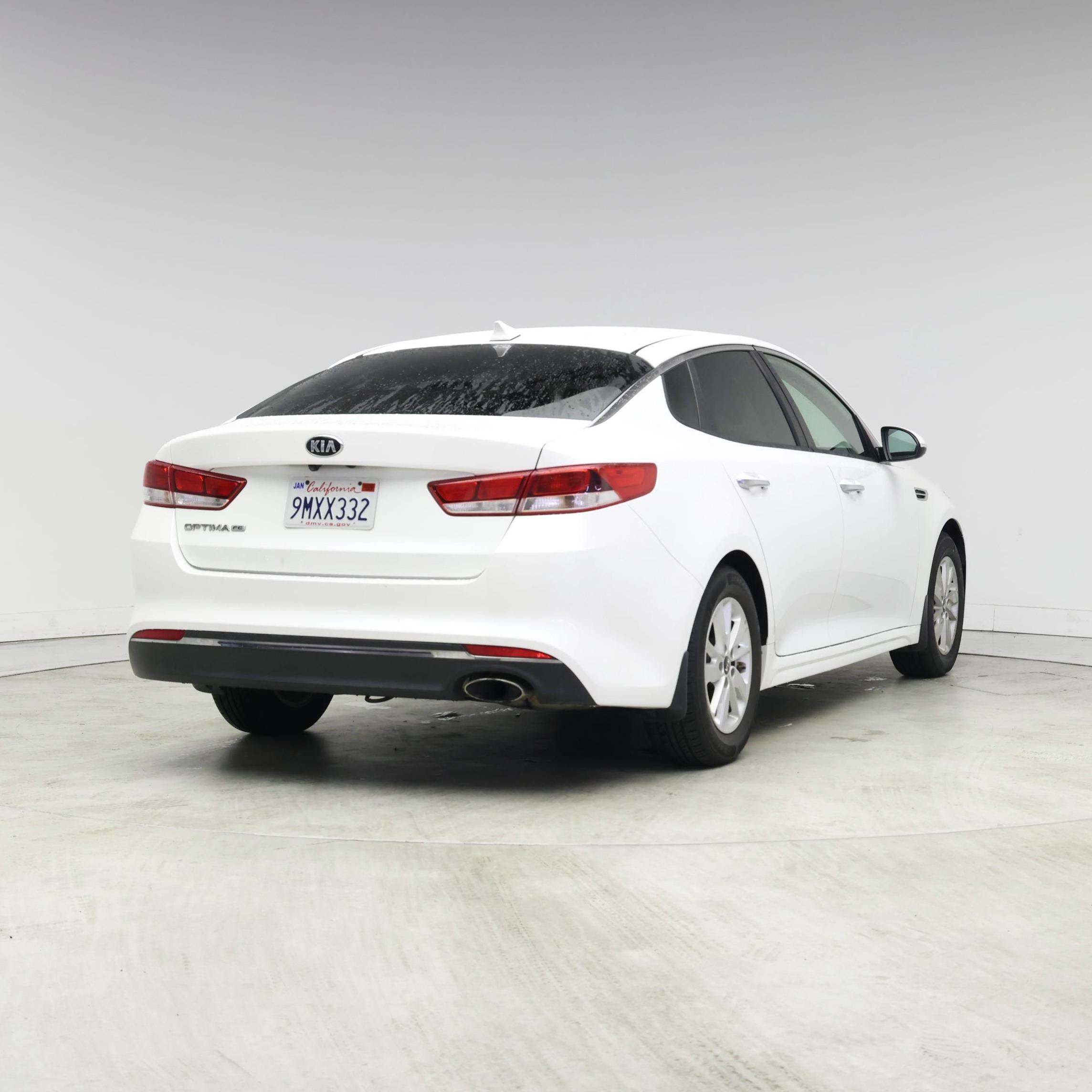 Thumbnail: 2016 Kia Optima - 8