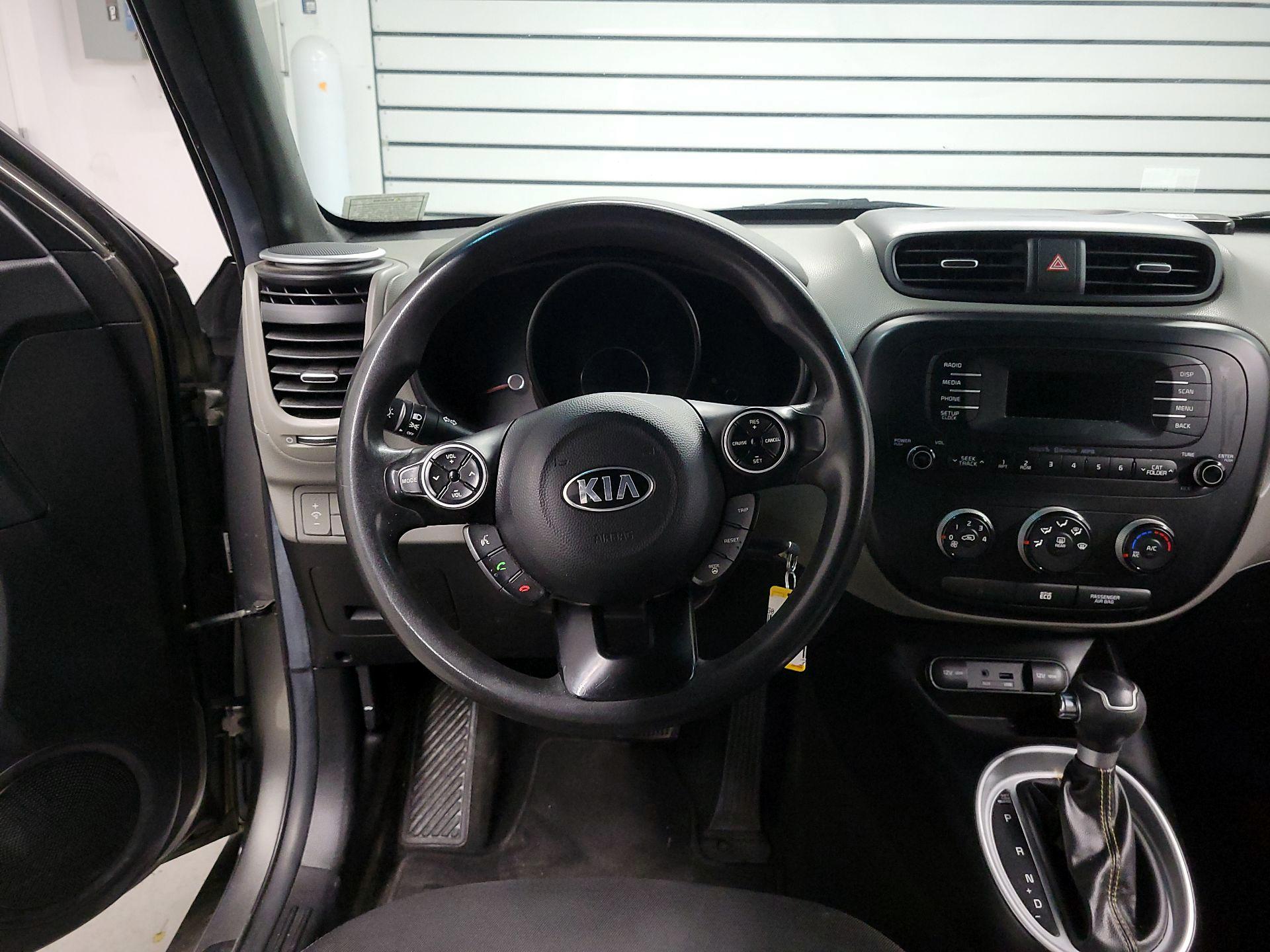 Thumbnail: 2014 Kia Soul - 10