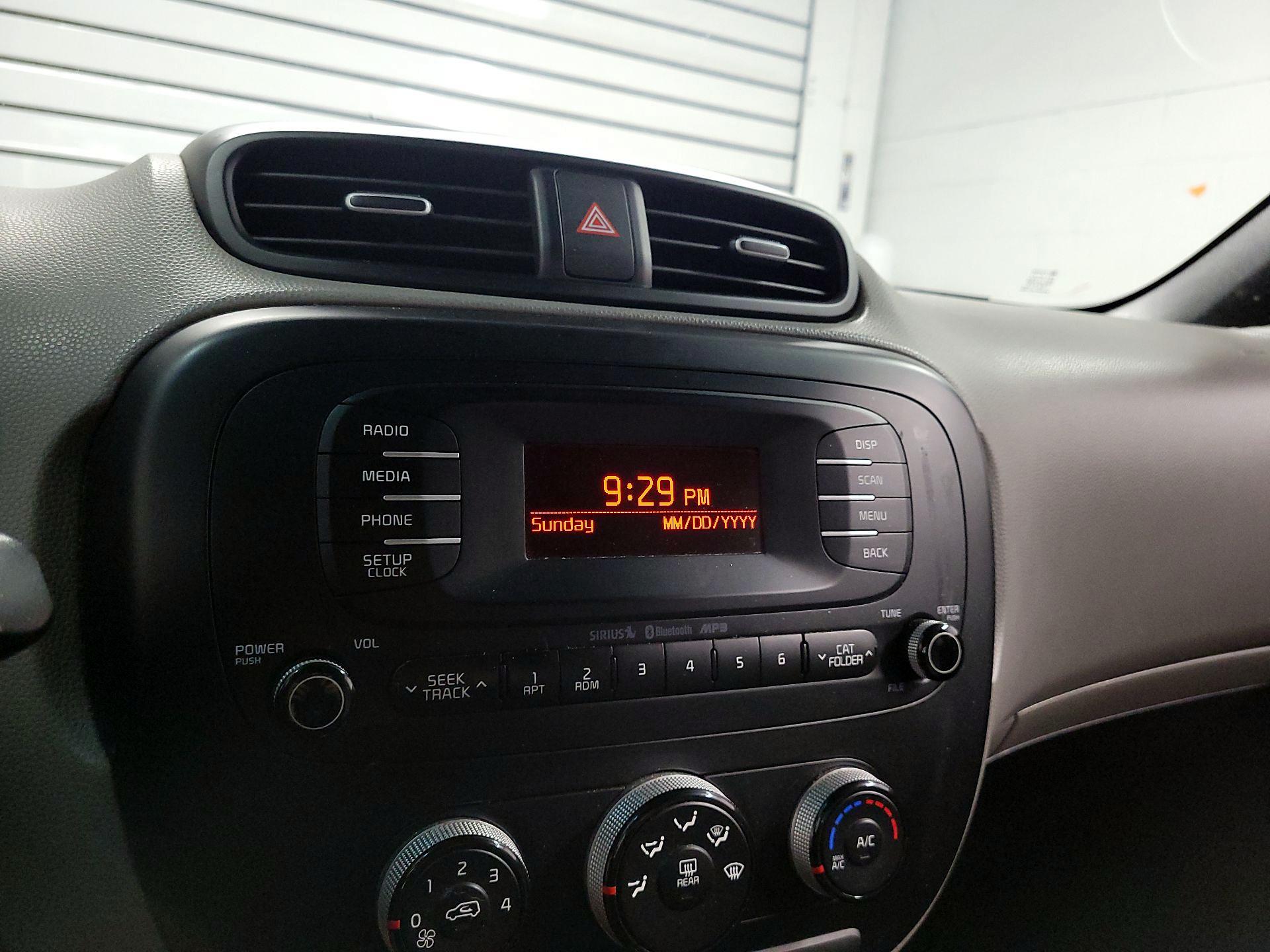 Thumbnail: 2014 Kia Soul - 14