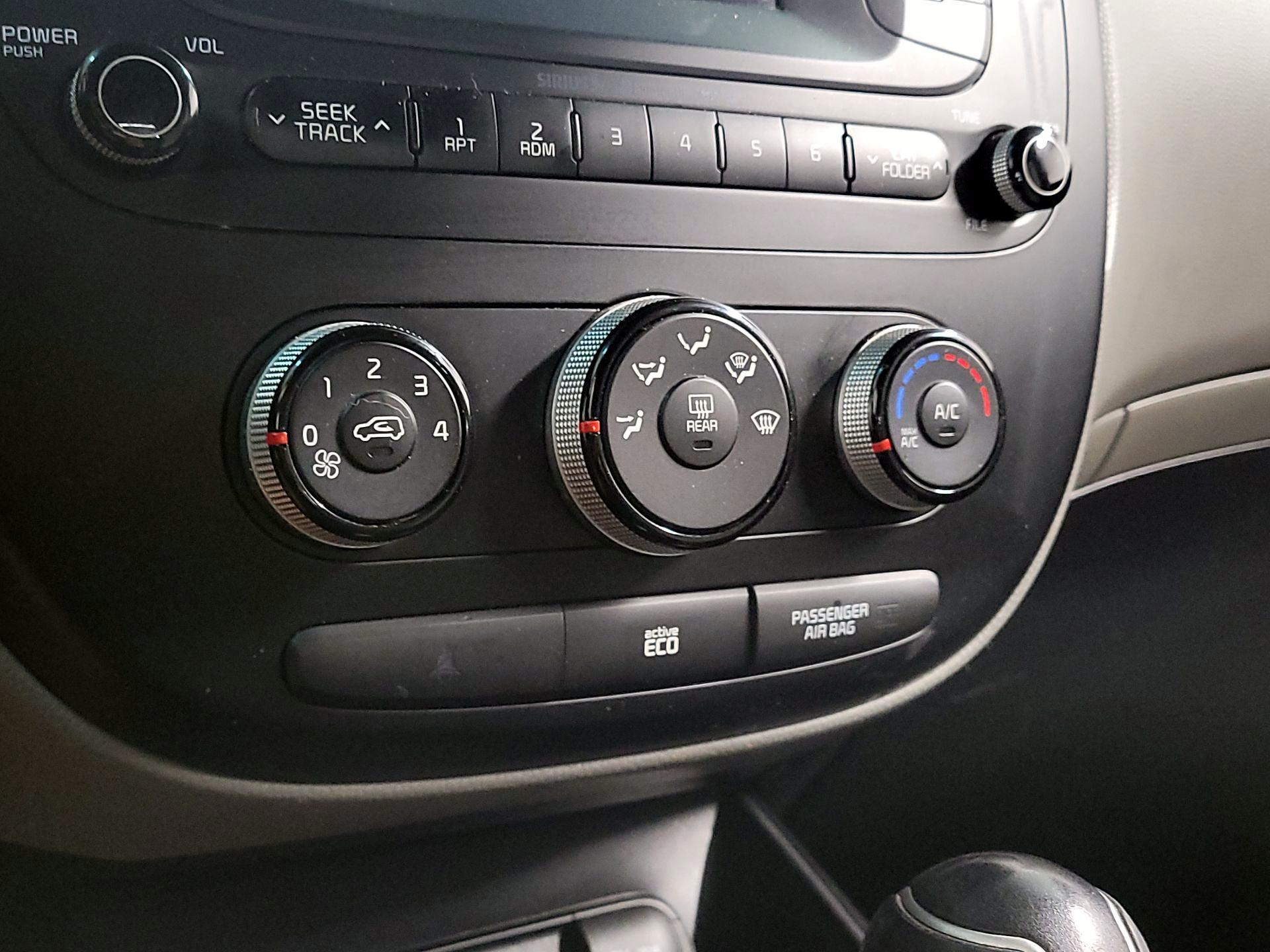 Thumbnail: 2014 Kia Soul - 15