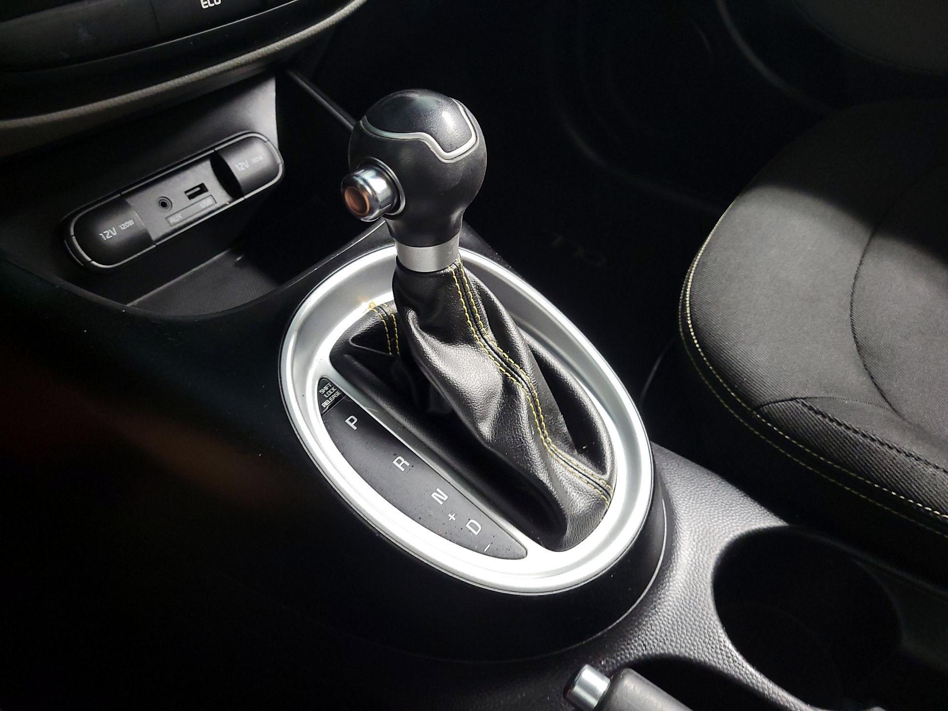Thumbnail: 2014 Kia Soul - 16