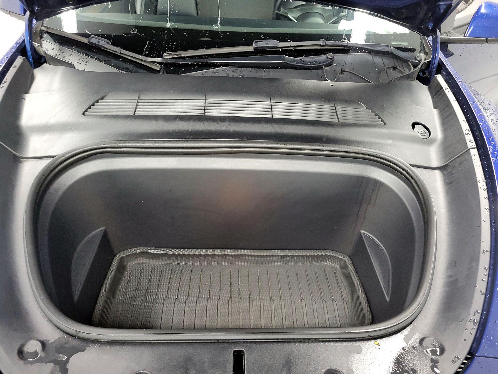 Thumbnail: 2023 Tesla Model Y - 19