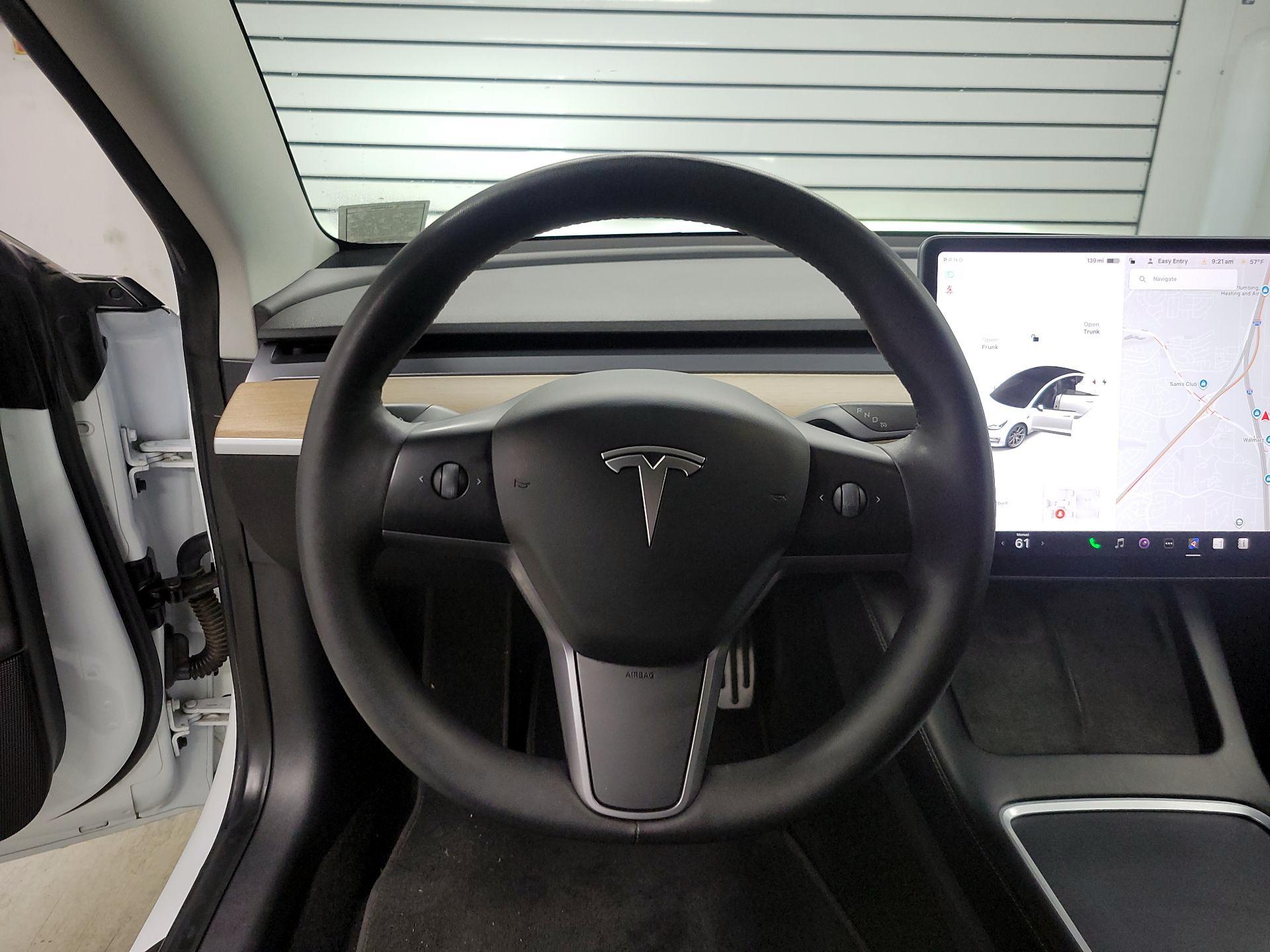 Thumbnail: 2022 Tesla Model 3 - 10
