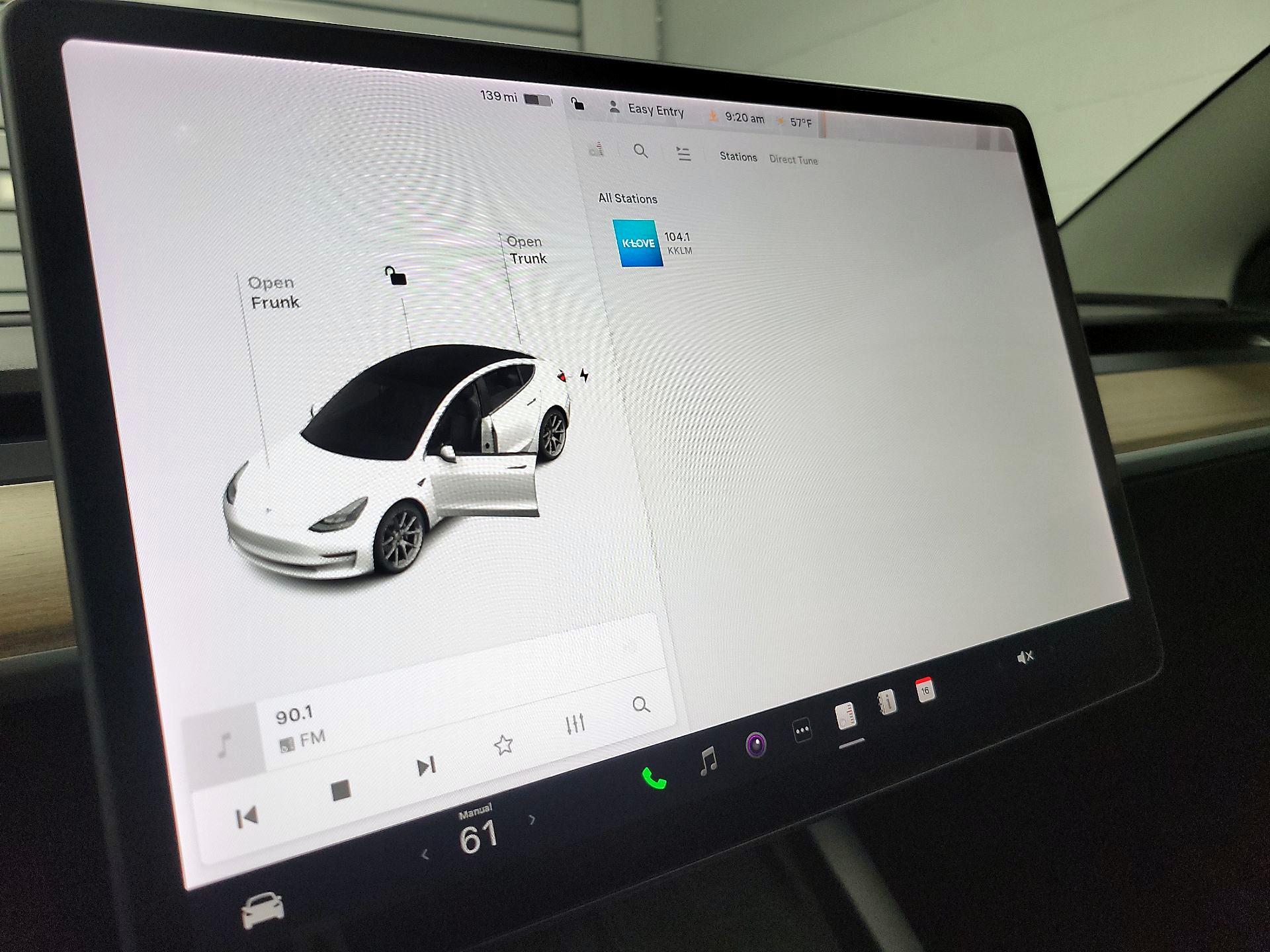 Thumbnail: 2022 Tesla Model 3 - 15