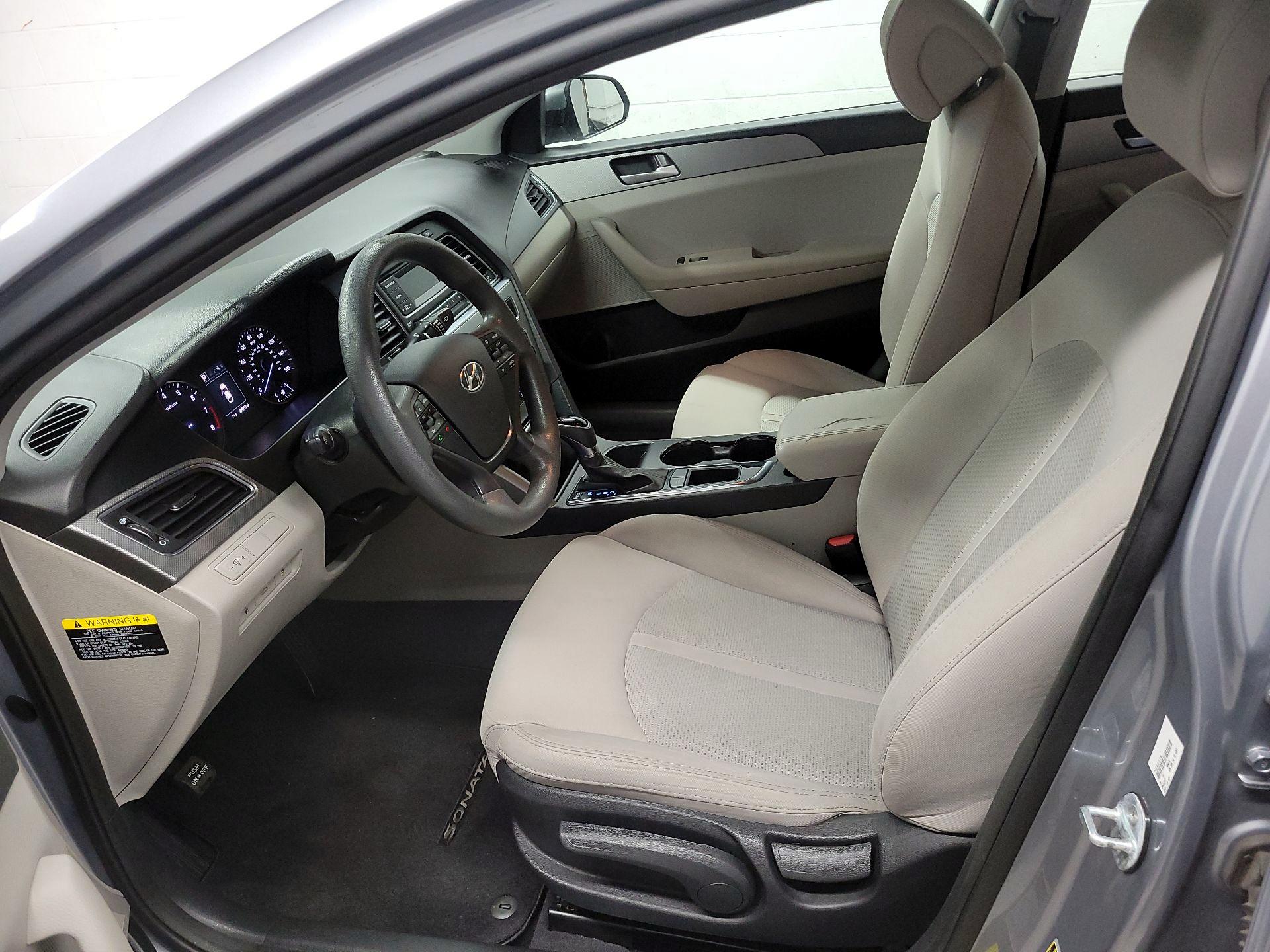 Thumbnail: 2015 Hyundai Sonata - 11