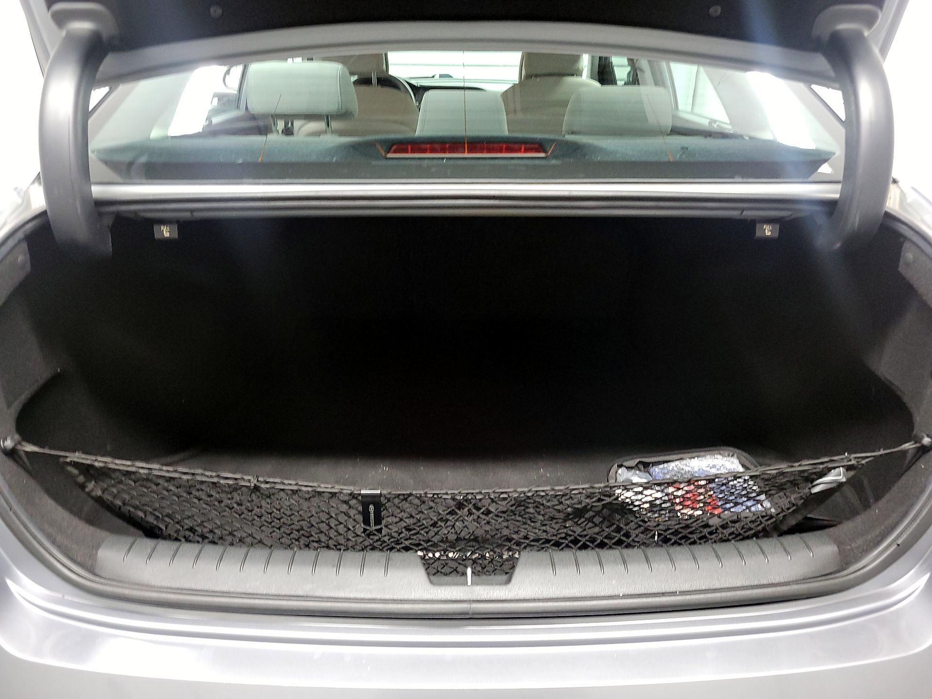 Thumbnail: 2015 Hyundai Sonata - 18