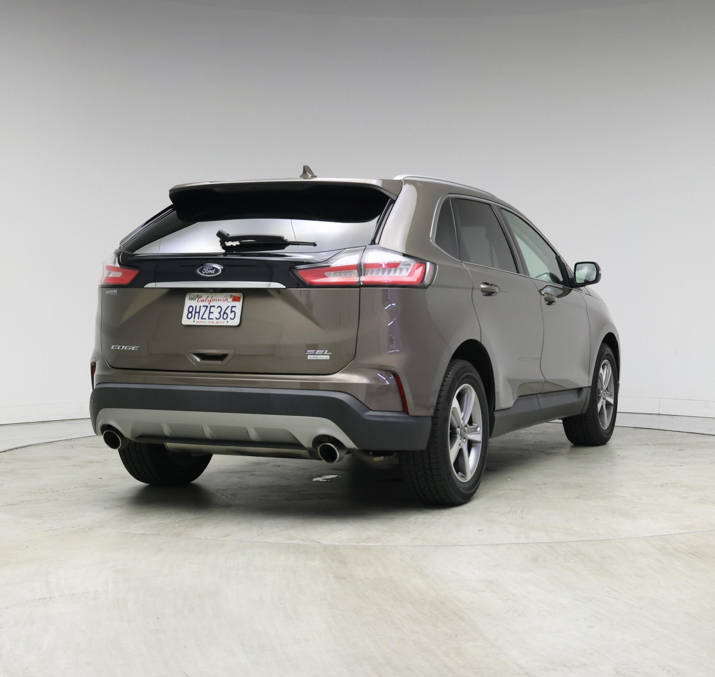 Thumbnail: 2019 Ford Edge - 8
