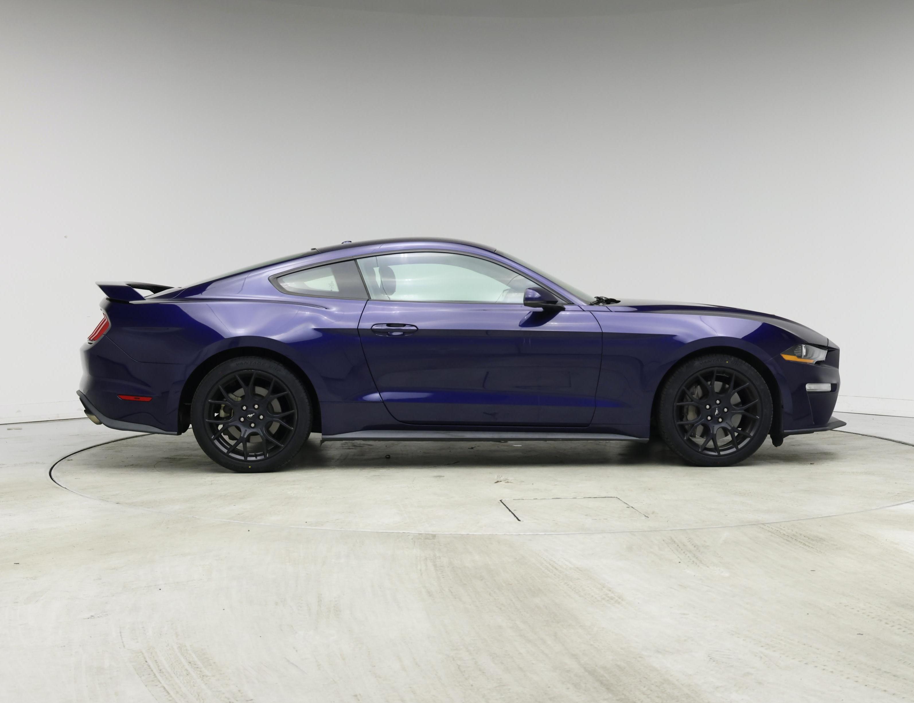 Thumbnail: 2018 Ford Mustang - 7