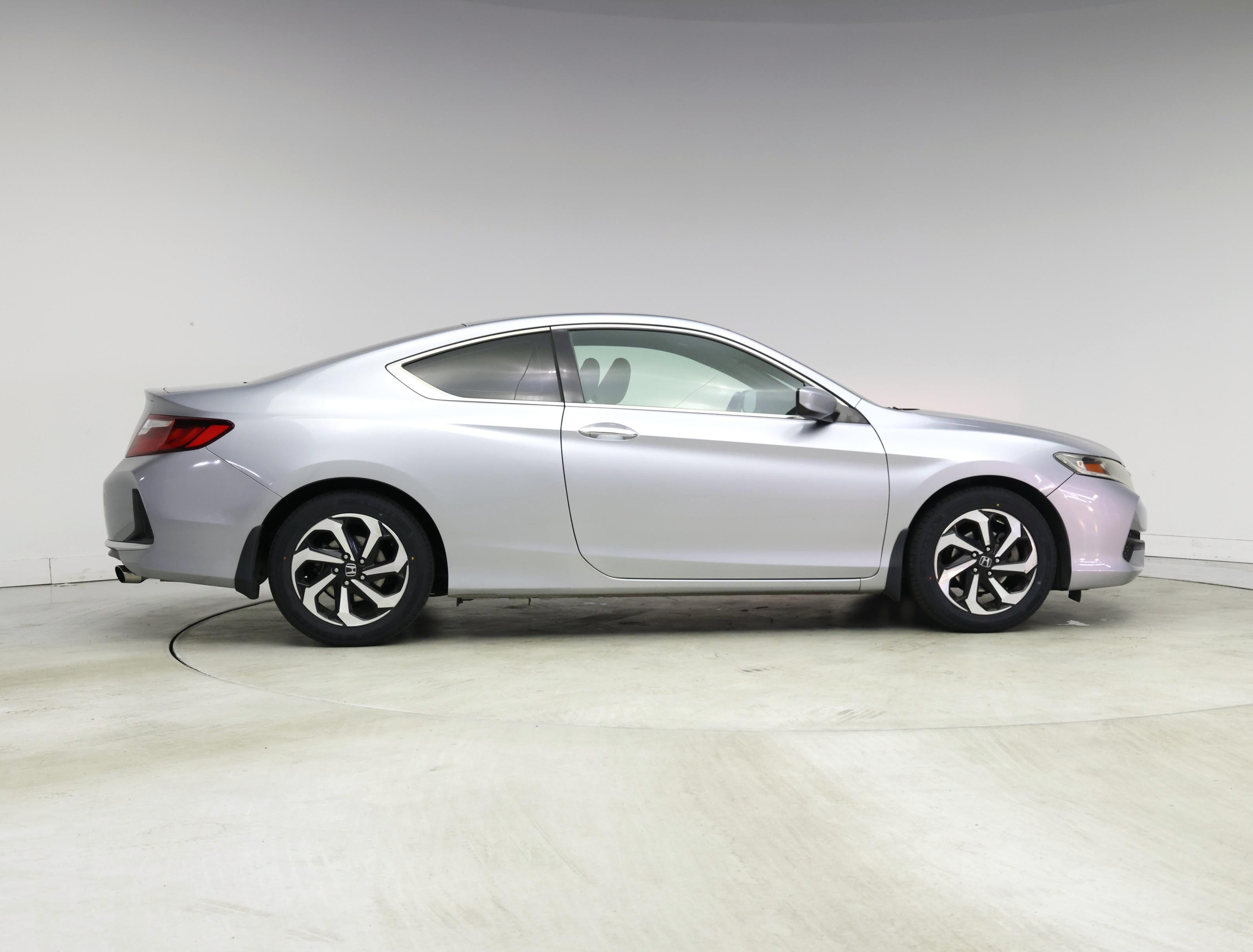 Thumbnail: 2017 Honda Accord - 7