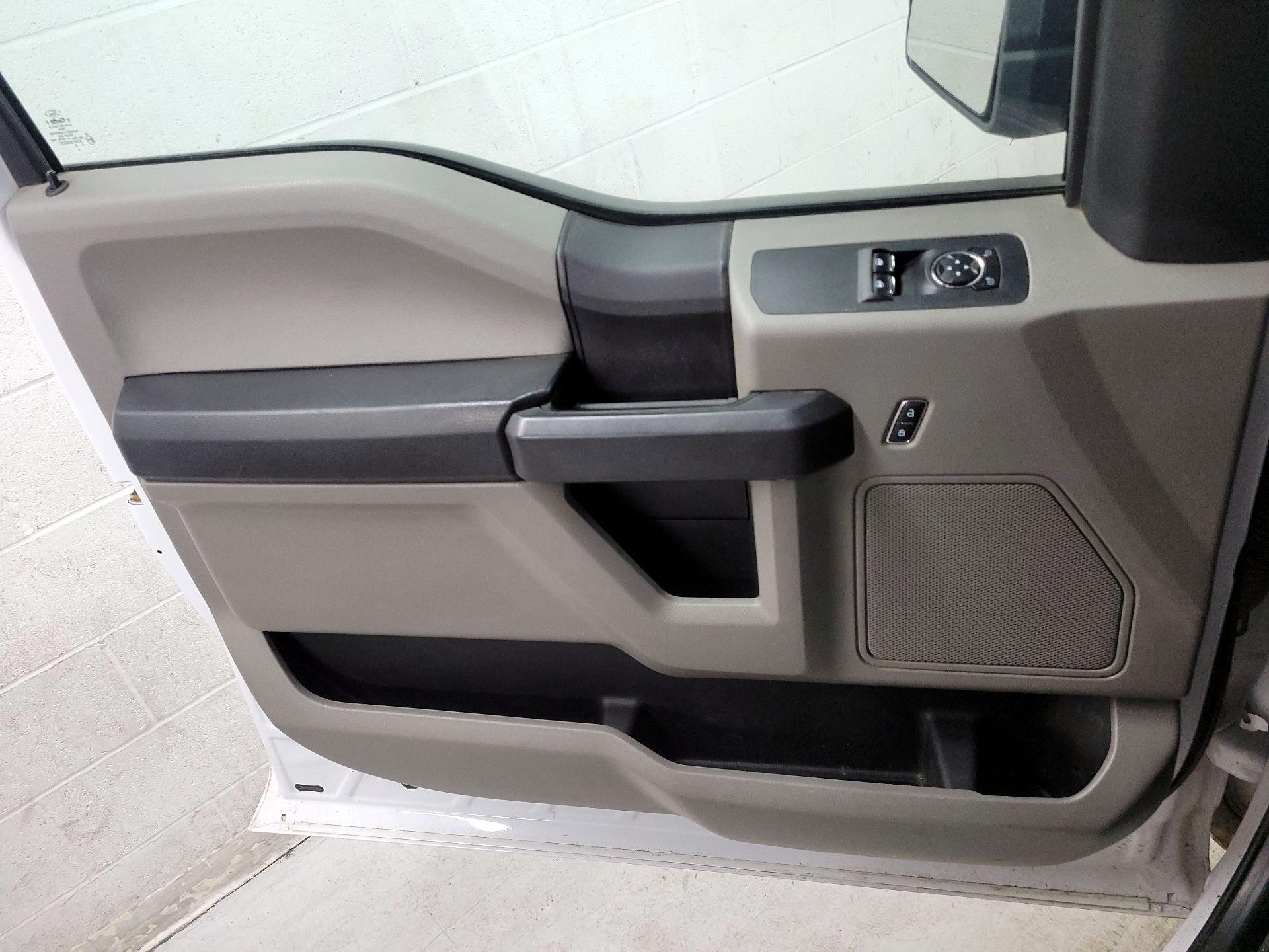 Thumbnail: 2016 Ford F-150 - 12