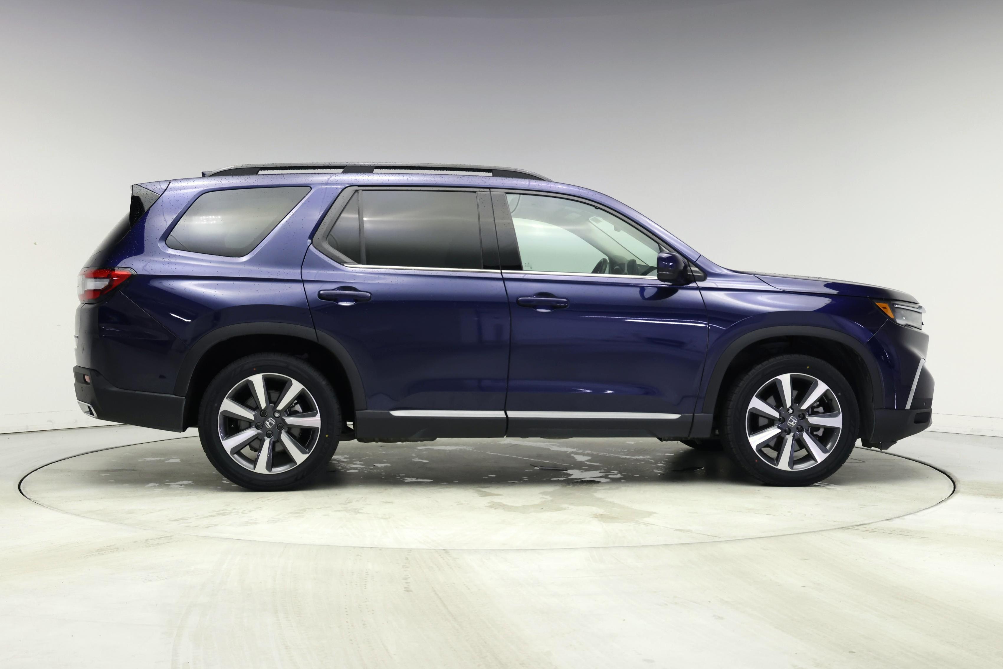 Thumbnail: 2024 Honda Pilot - 7