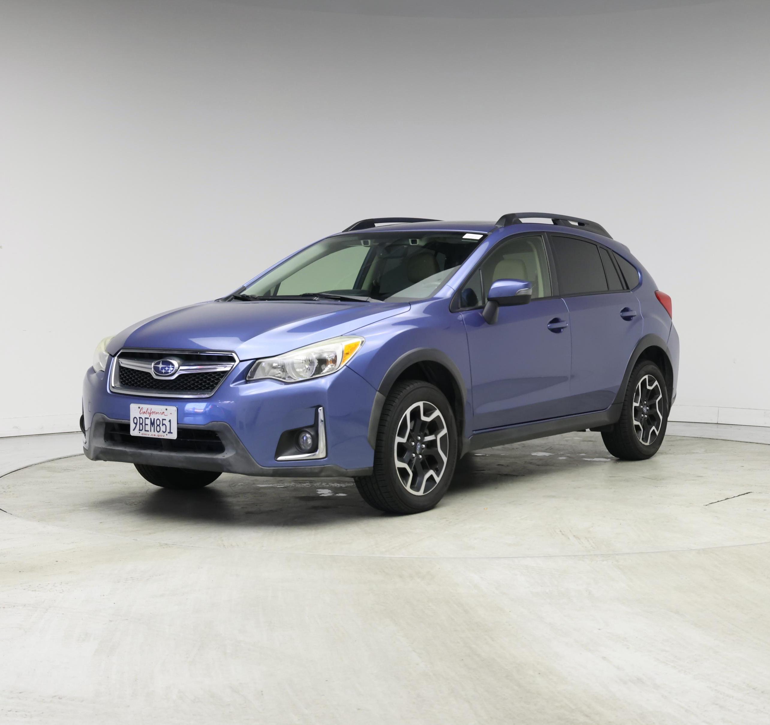 Thumbnail: 2017 Subaru Crosstrek - 4