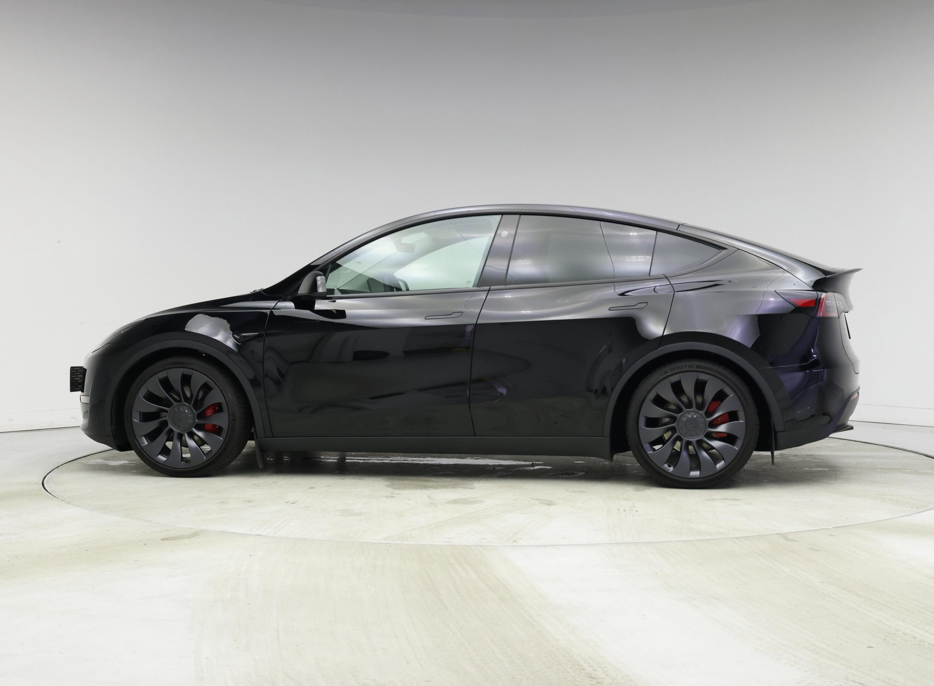 Thumbnail: 2024 Tesla Model Y - 3
