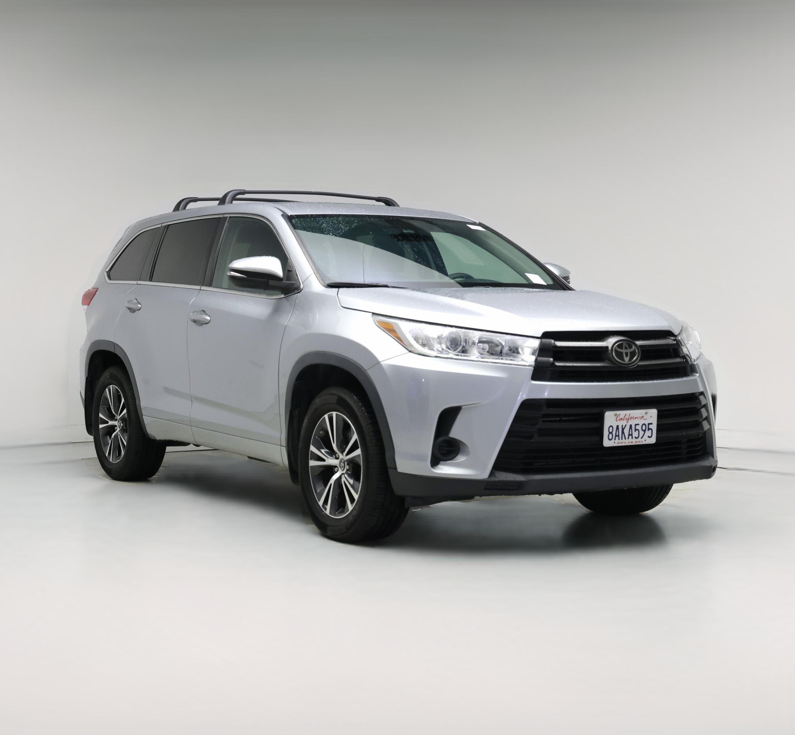 Thumbnail: 2017 Toyota Highlander - 1