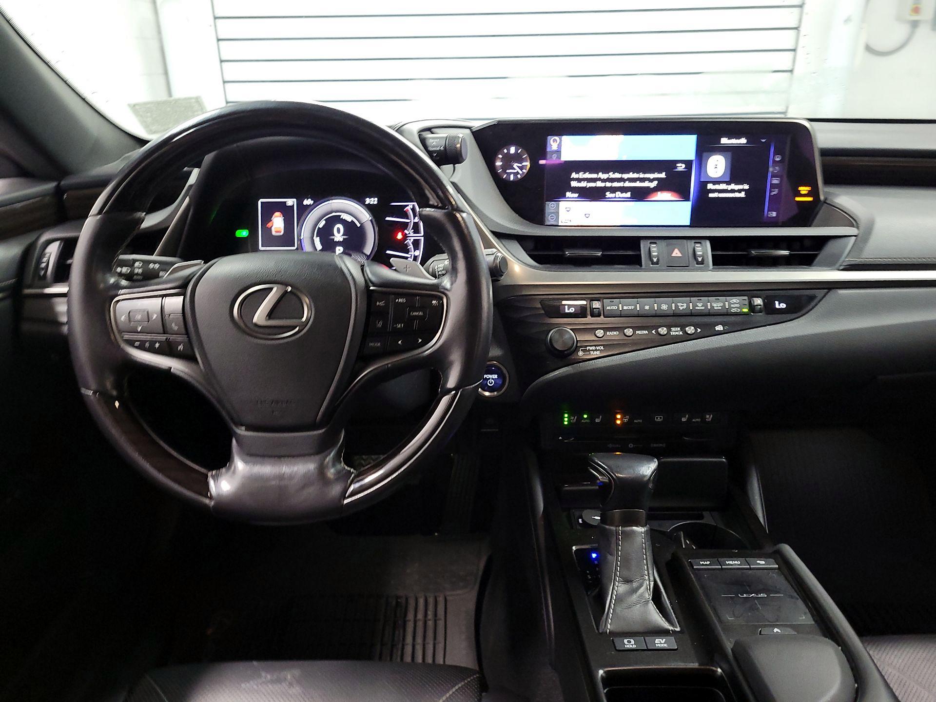 Thumbnail: 2019 Lexus ES - 9