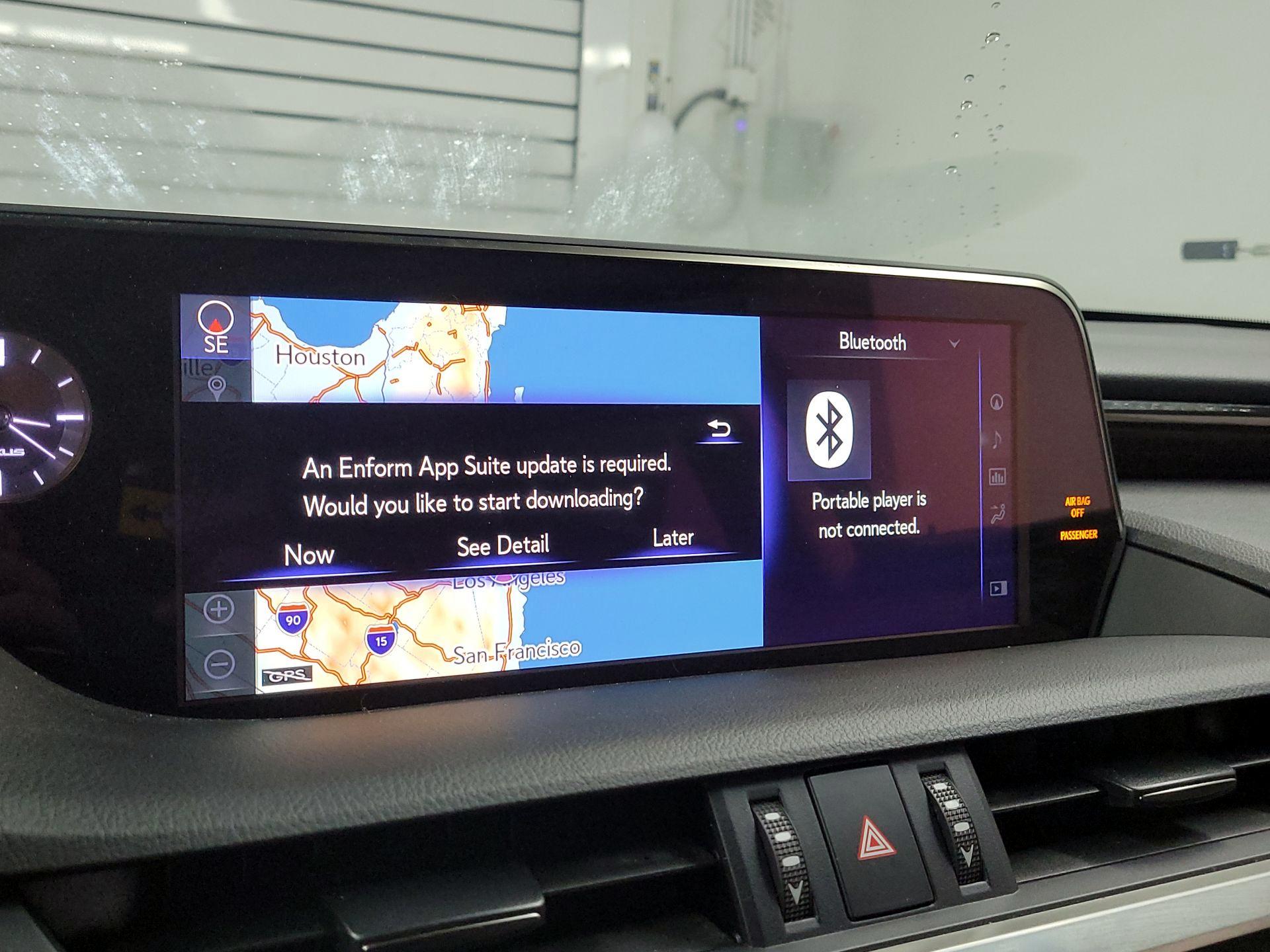 Thumbnail: 2019 Lexus ES - 14