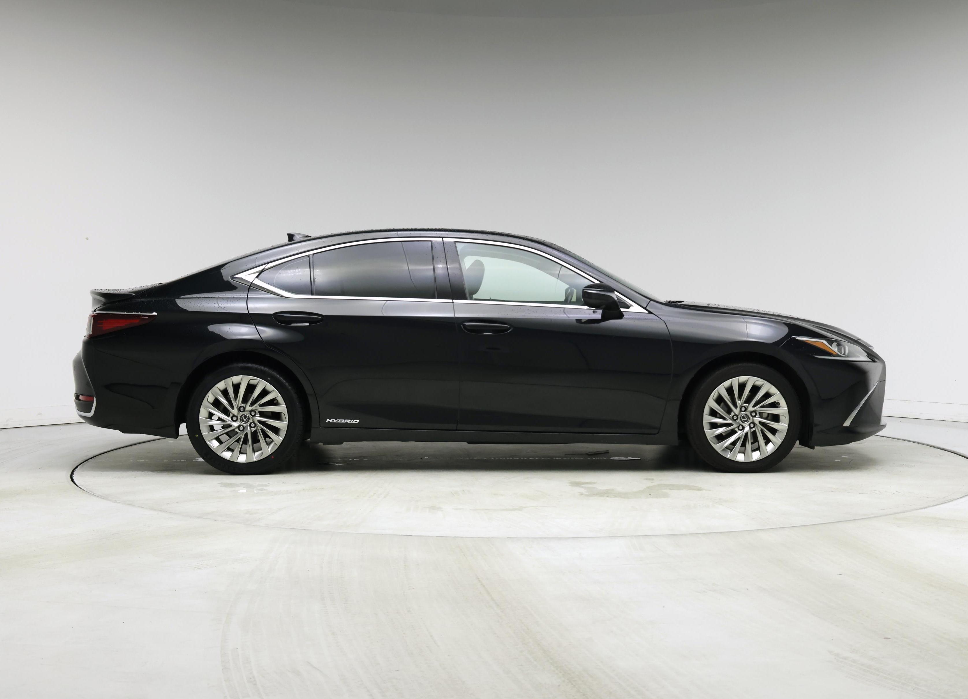Thumbnail: 2019 Lexus ES - 7