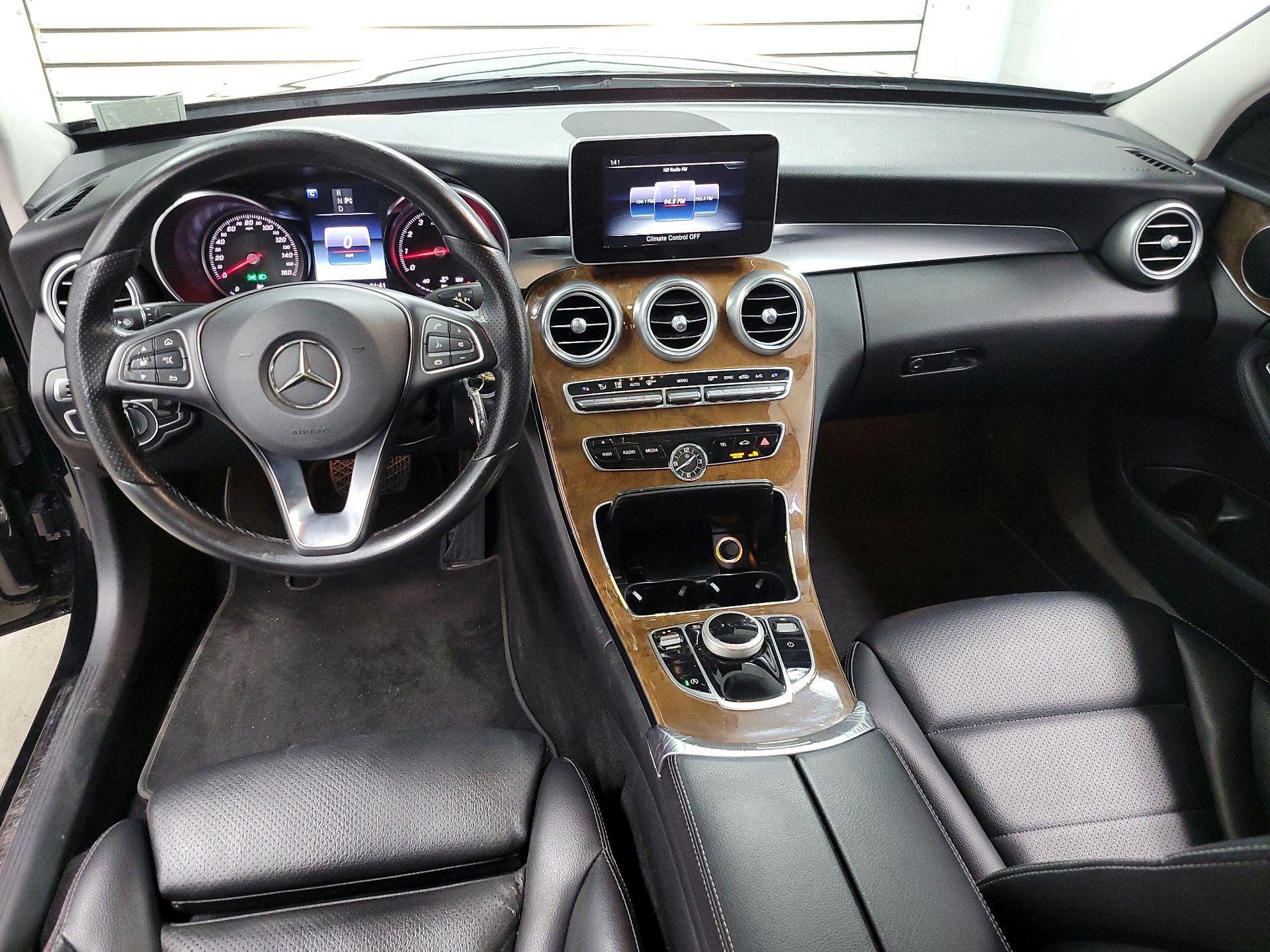Thumbnail: 2017 Mercedes-Benz C-Class - 9