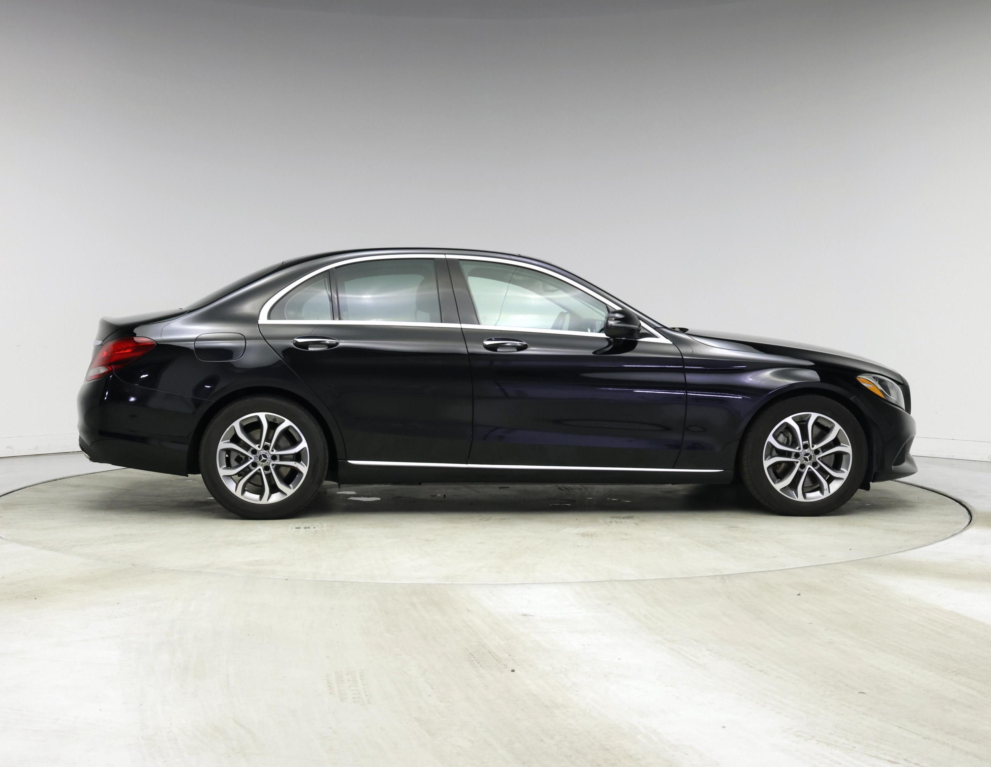 Thumbnail: 2017 Mercedes-Benz C-Class - 7