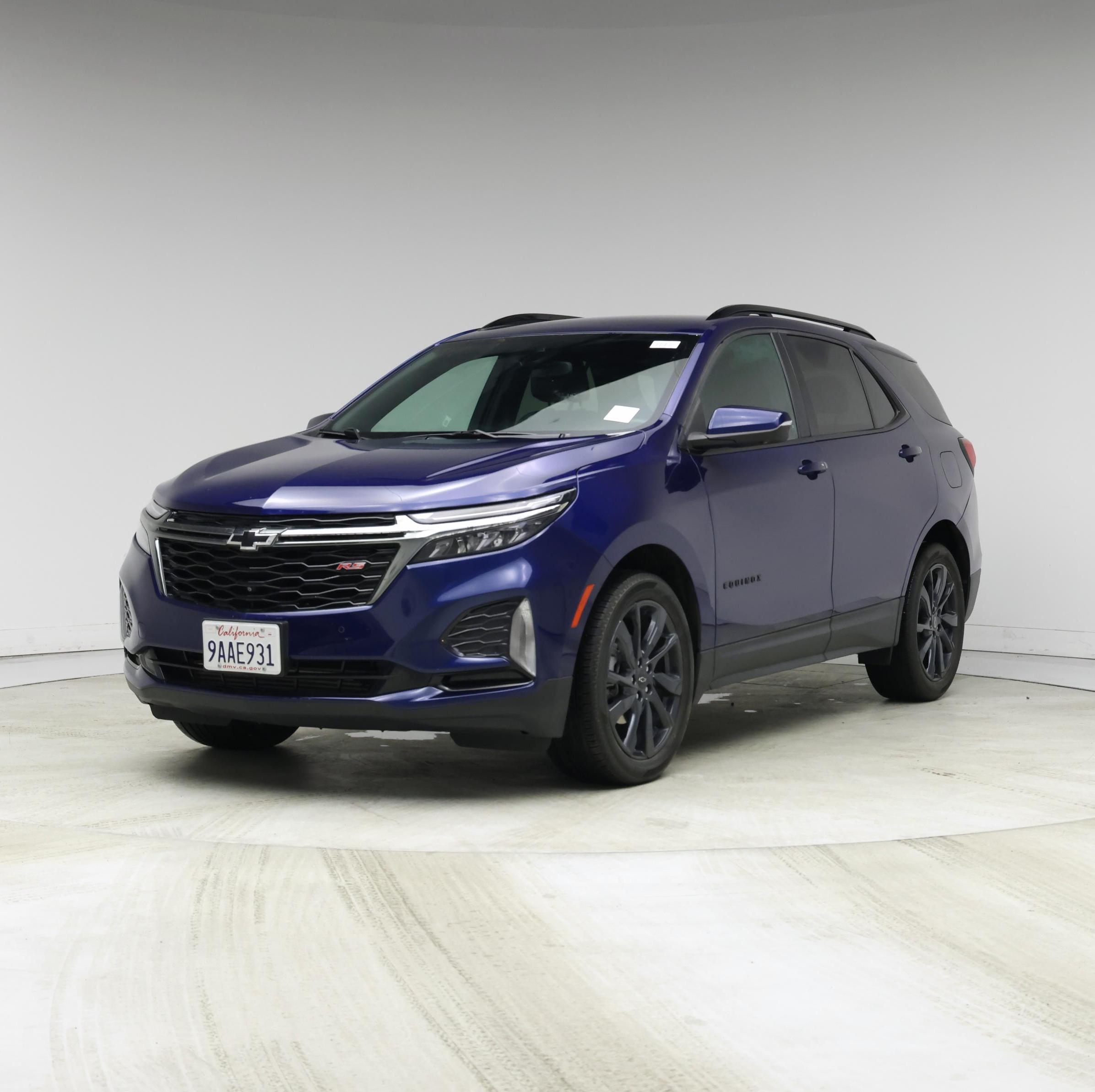 Thumbnail: 2022 Chevrolet Equinox - 4