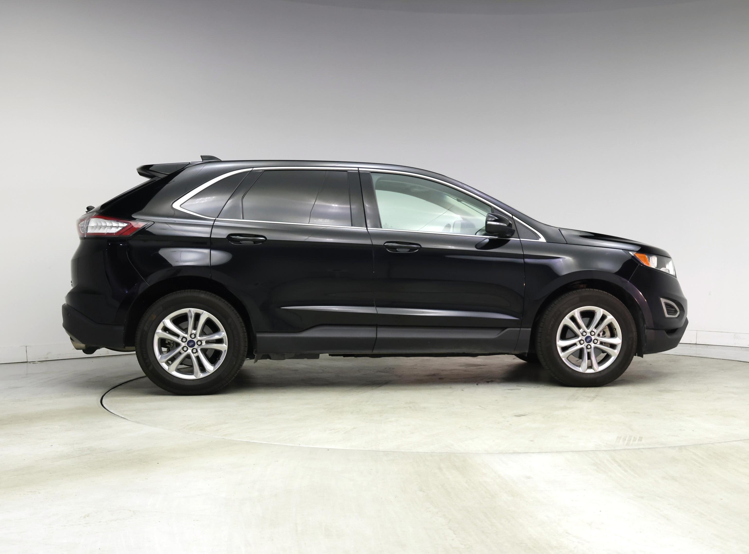 Thumbnail: 2017 Ford Edge - 7