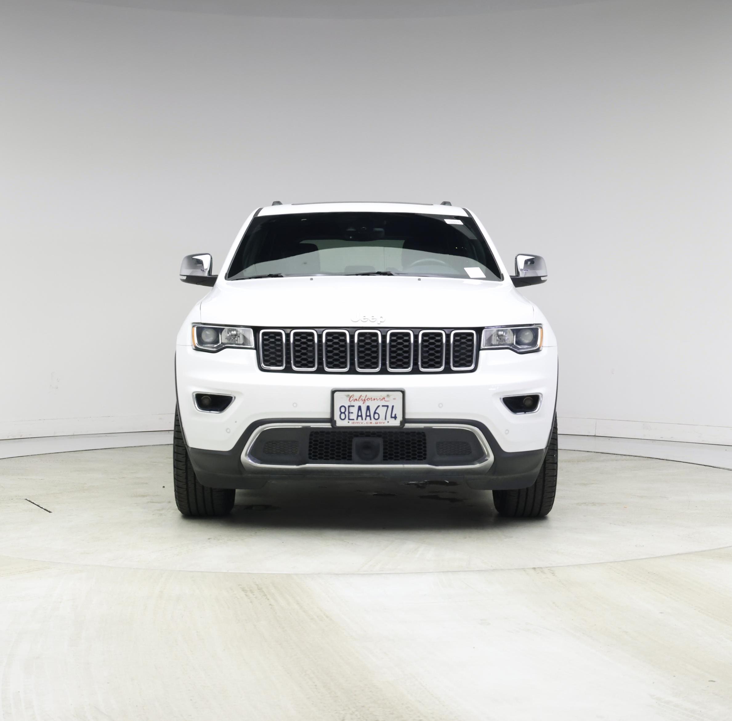 Thumbnail: 2018 Jeep Grand Cherokee - 5