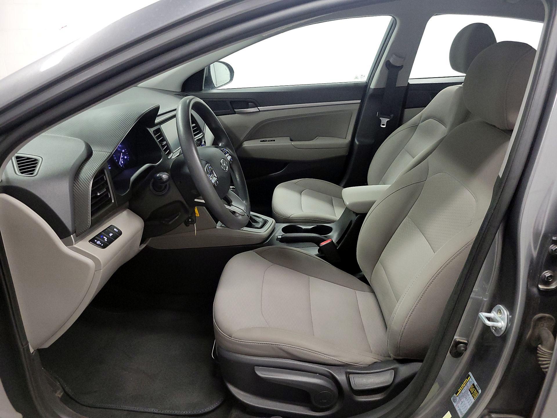 Thumbnail: 2019 Hyundai Elantra - 11