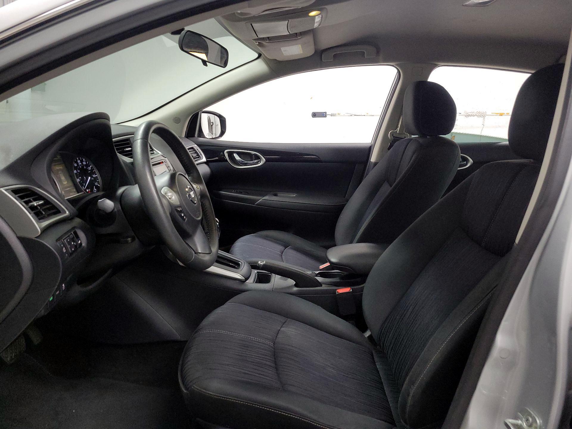 Thumbnail: 2018 Nissan Sentra - 11