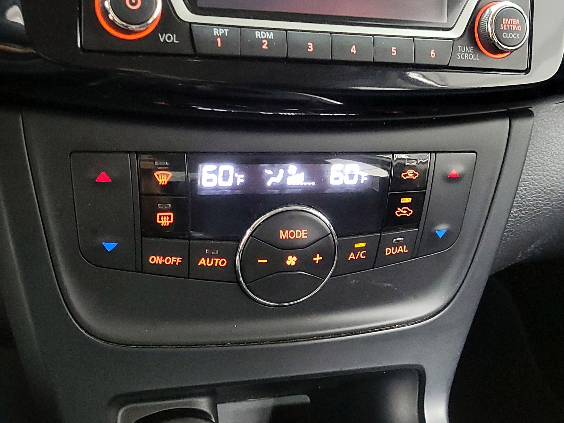 Thumbnail: 2018 Nissan Sentra - 15