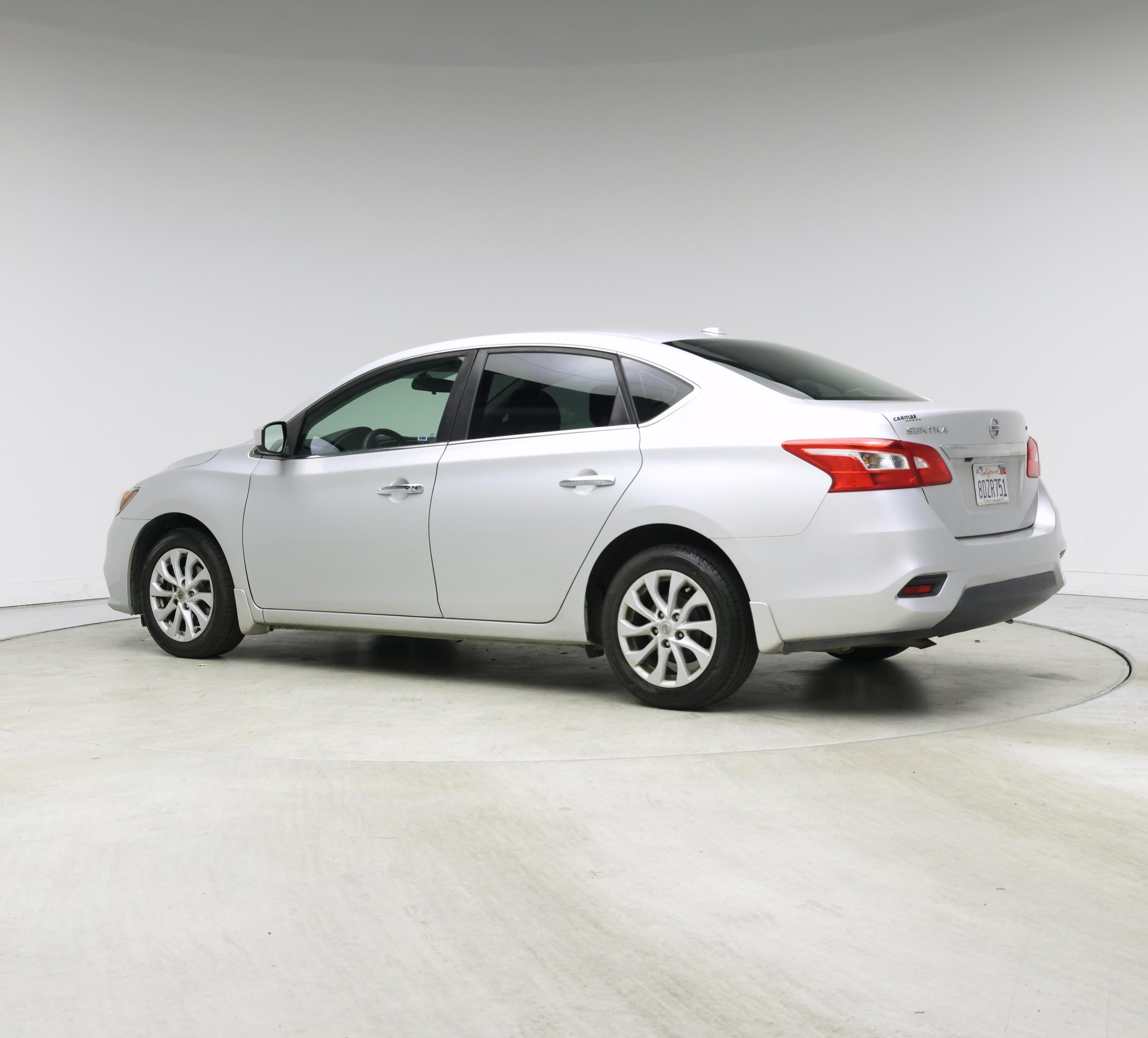 Thumbnail: 2018 Nissan Sentra - 2