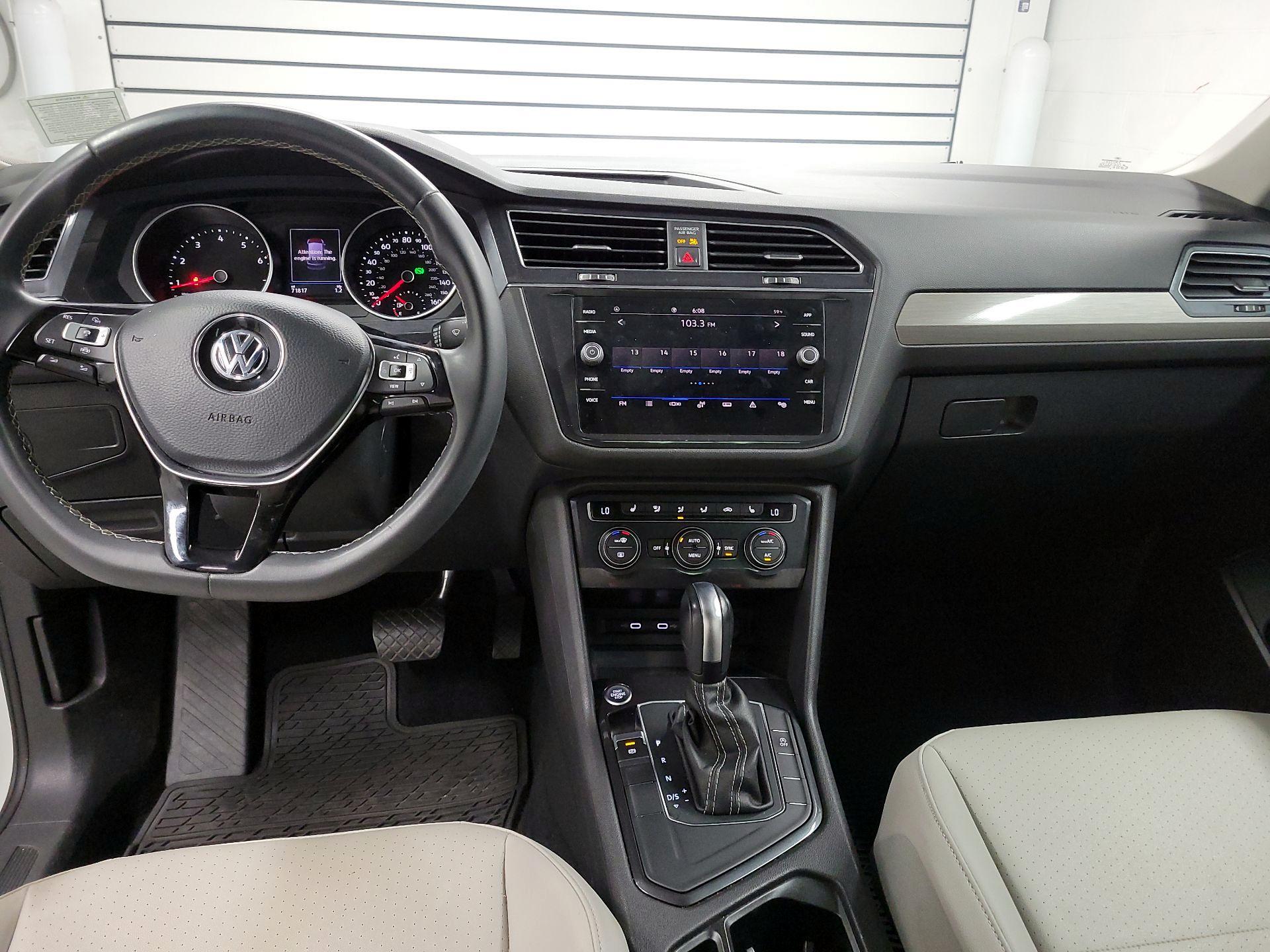 Thumbnail: 2021 Volkswagen Tiguan - 9