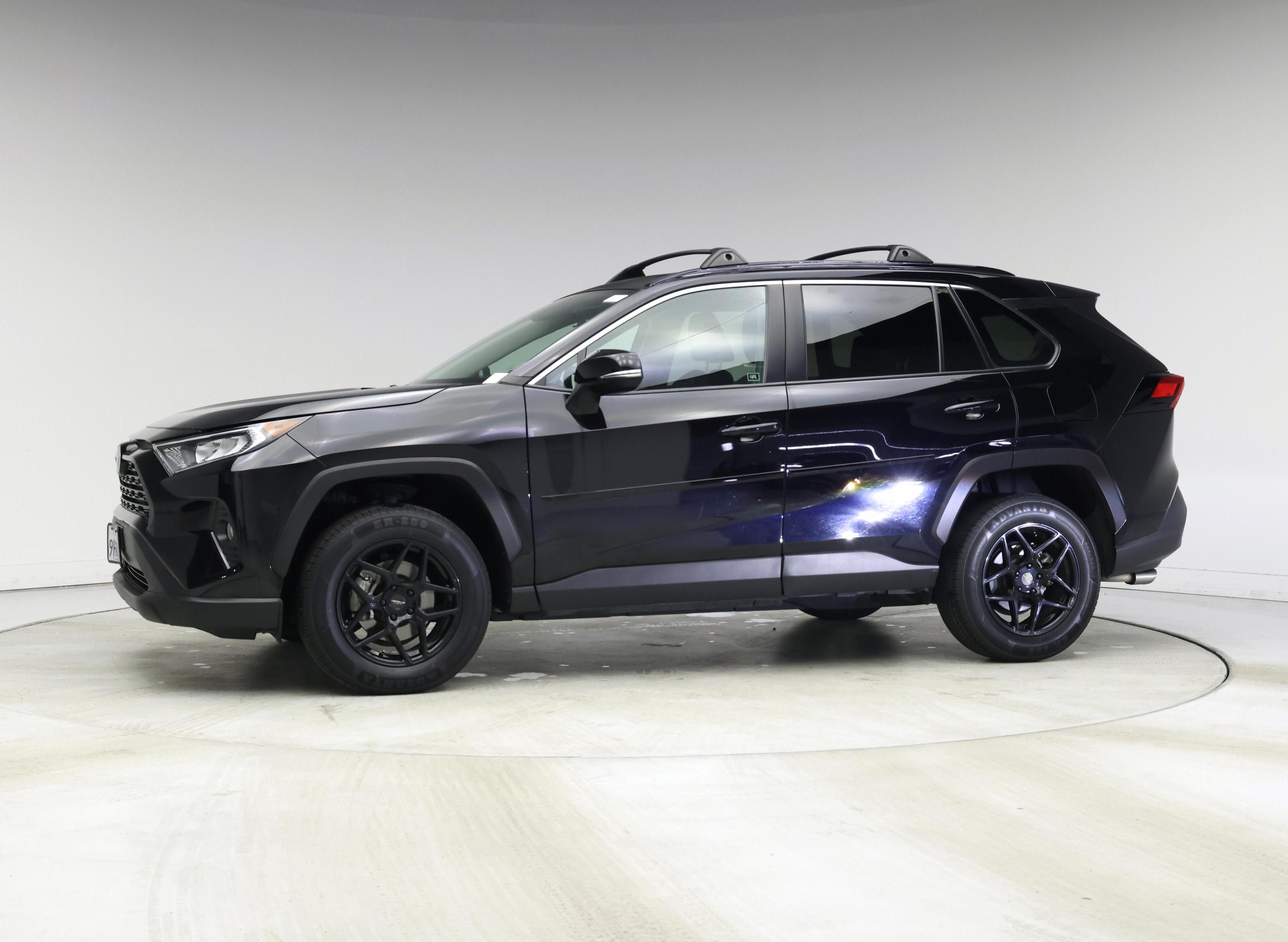 Thumbnail: 2020 Toyota RAV4 - 3