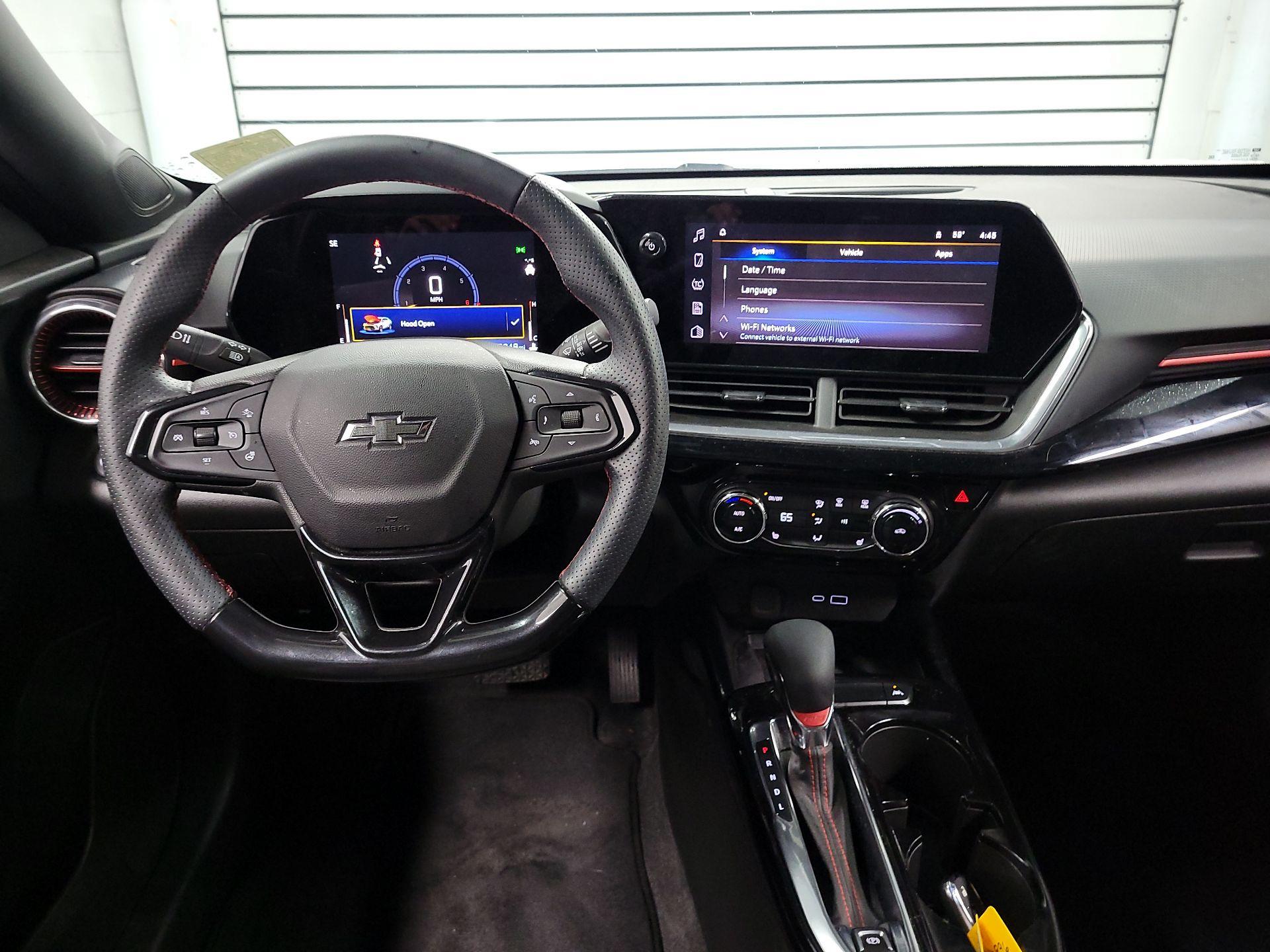 Thumbnail: 2024 Chevrolet Trax - 9