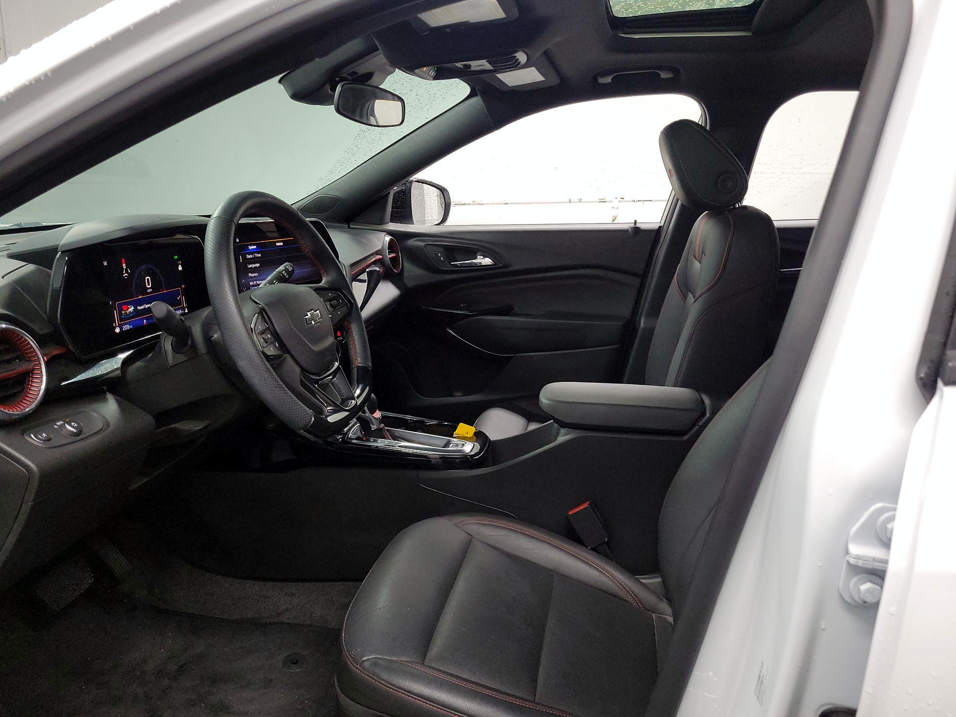 Thumbnail: 2024 Chevrolet Trax - 11